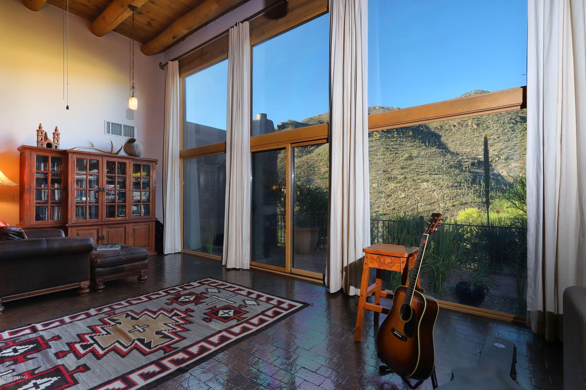 7540 N Camino Sin Vacas