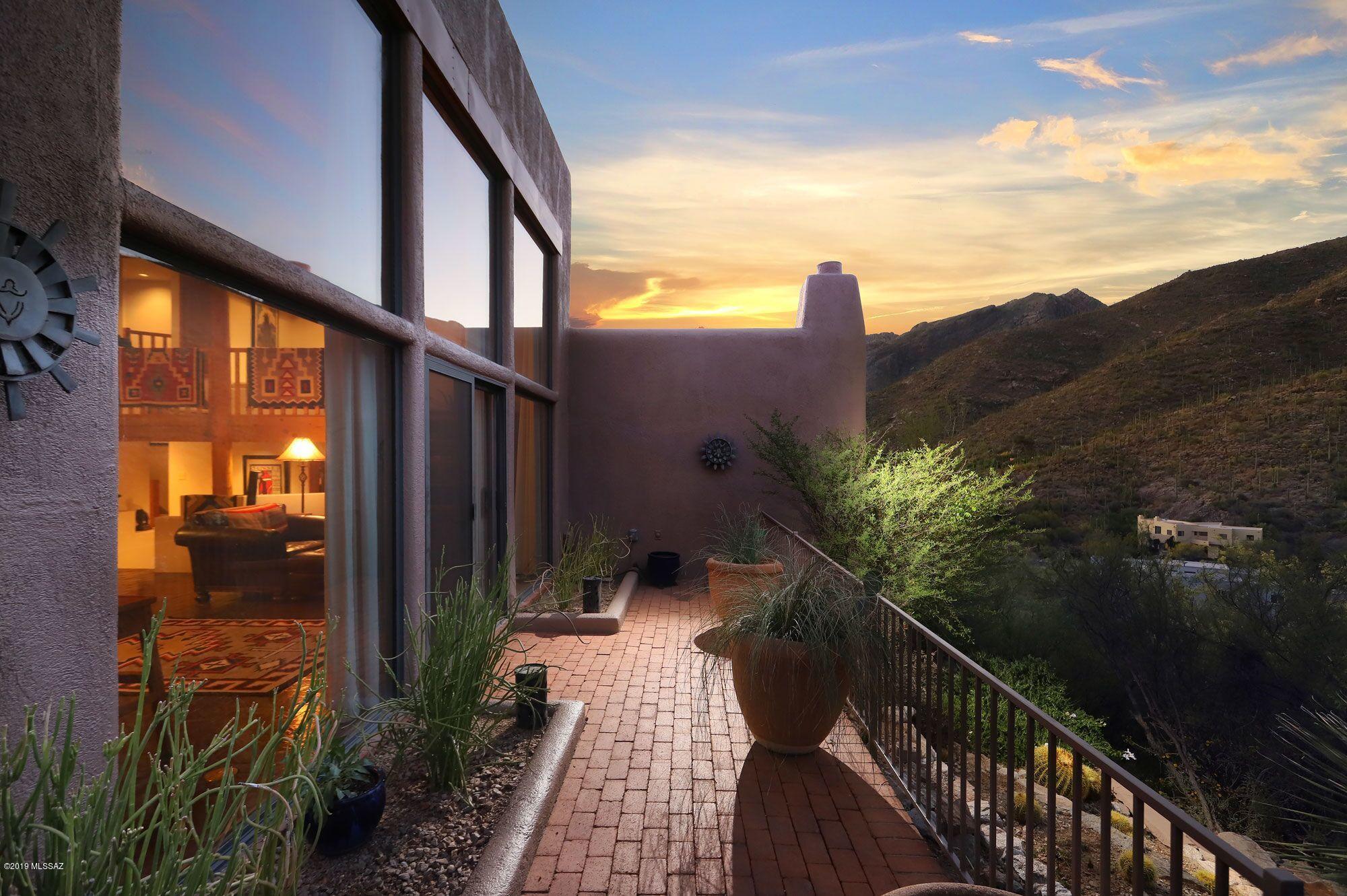 7540 N Camino Sin Vacas