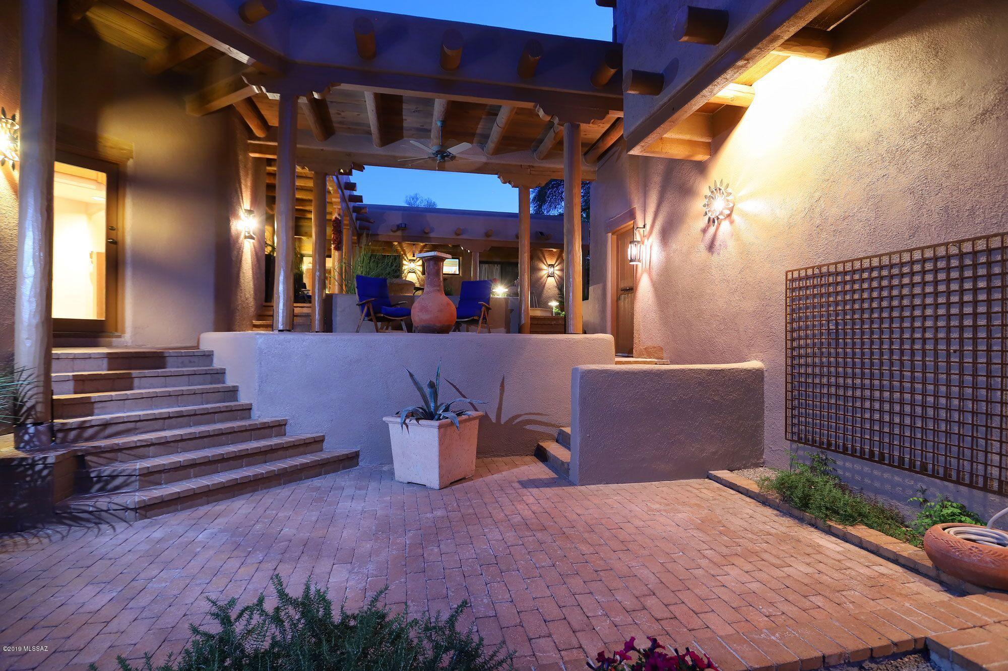 7540 N Camino Sin Vacas