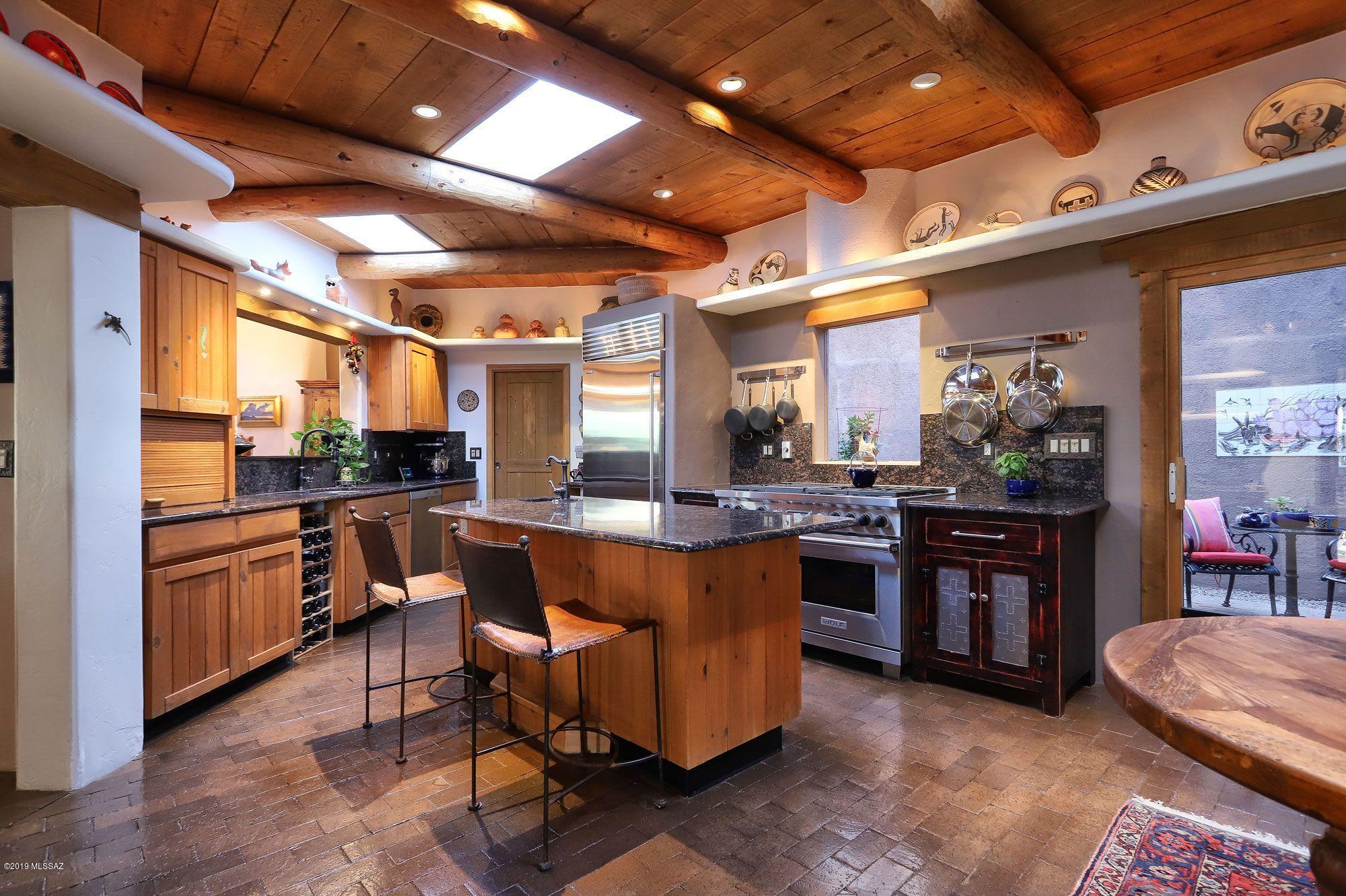 7540 N Camino Sin Vacas