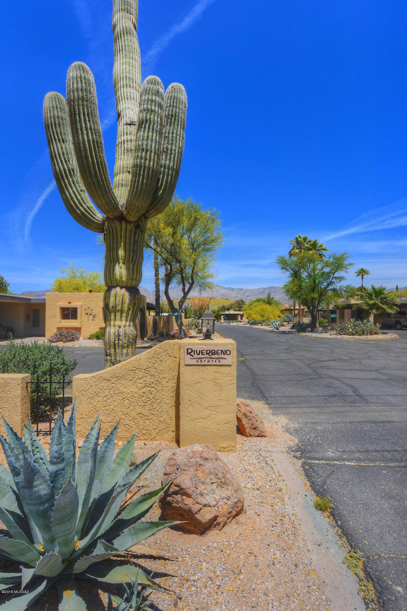 6962 E Rivercrest Road