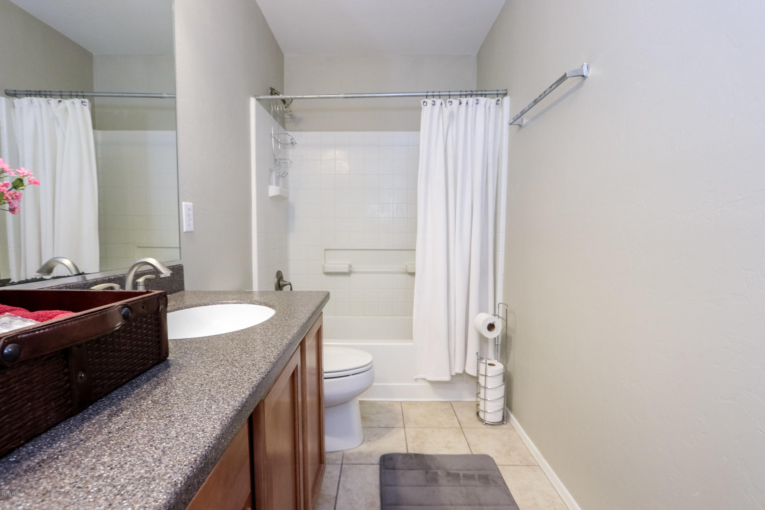 6587 S Willow Vista Drive