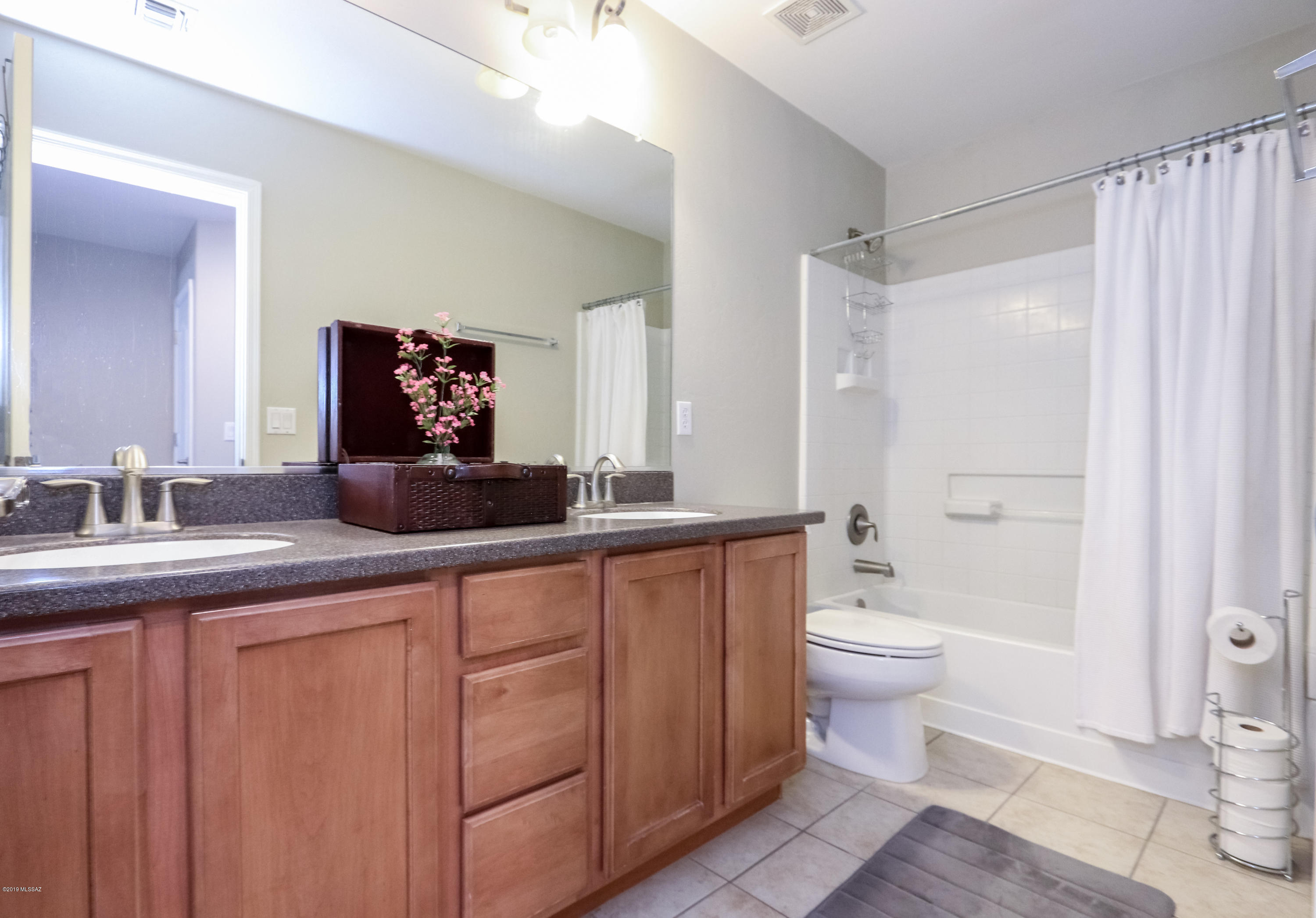 6587 S Willow Vista Drive