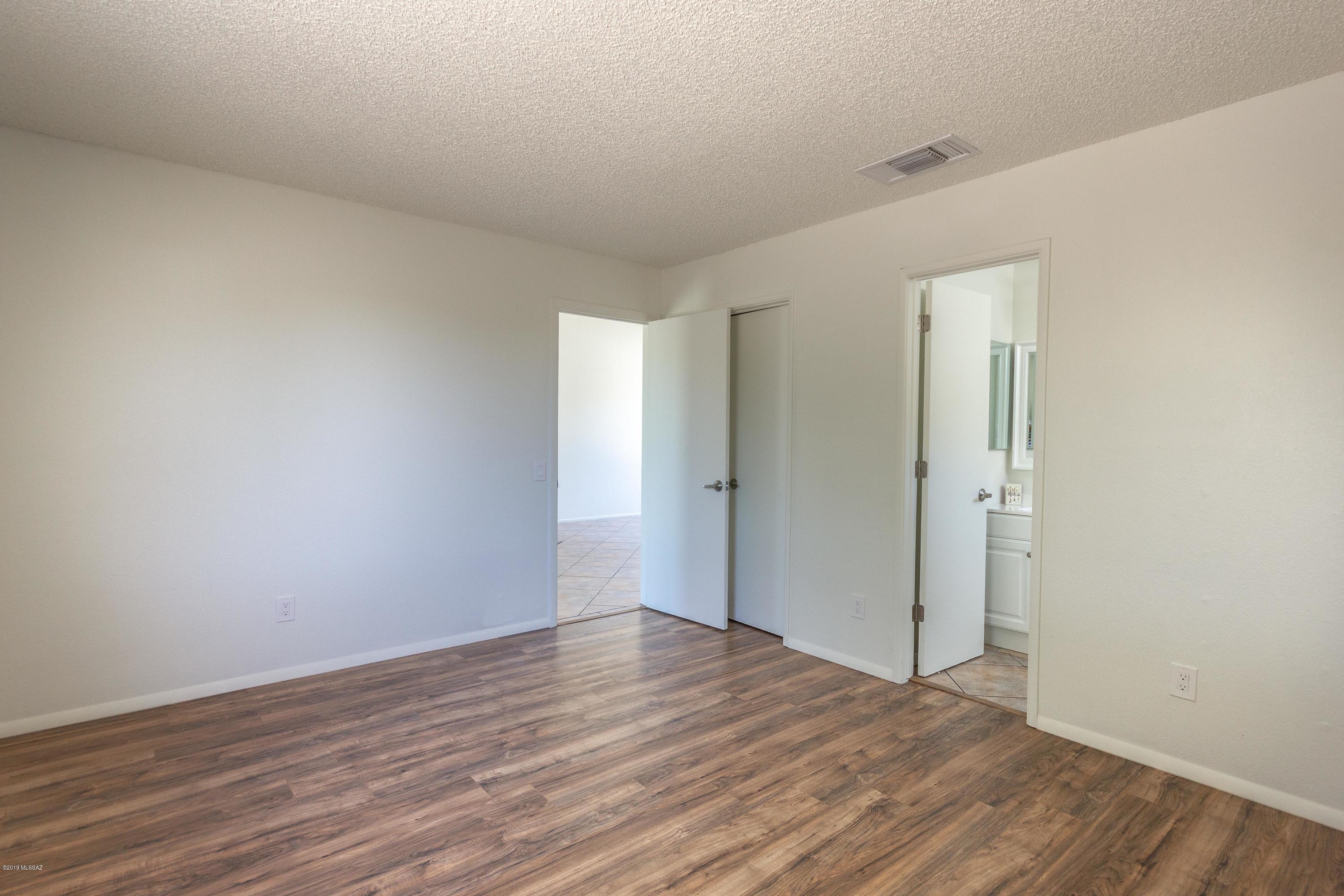 2600 W Vereda De La Tierra