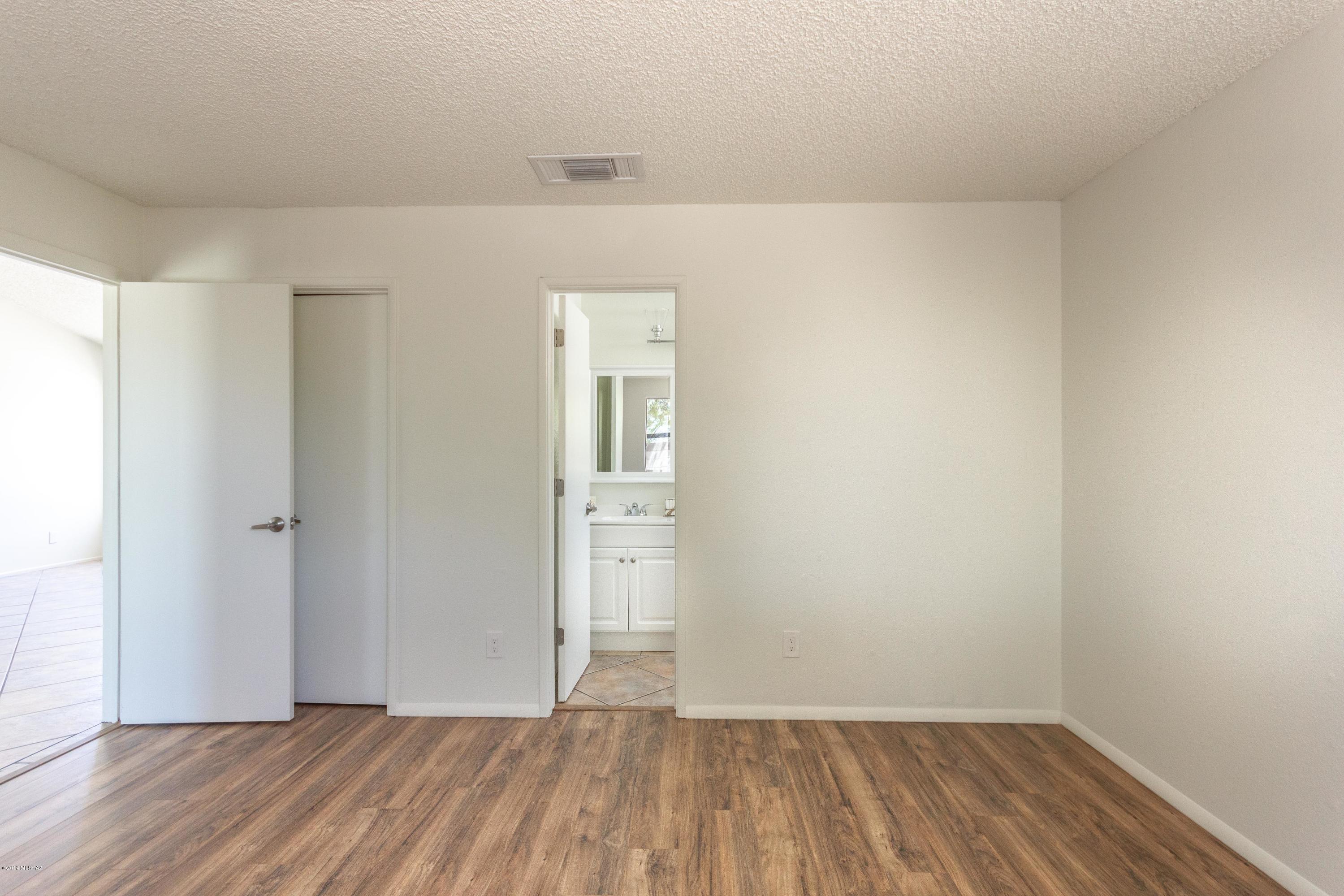 2600 W Vereda De La Tierra