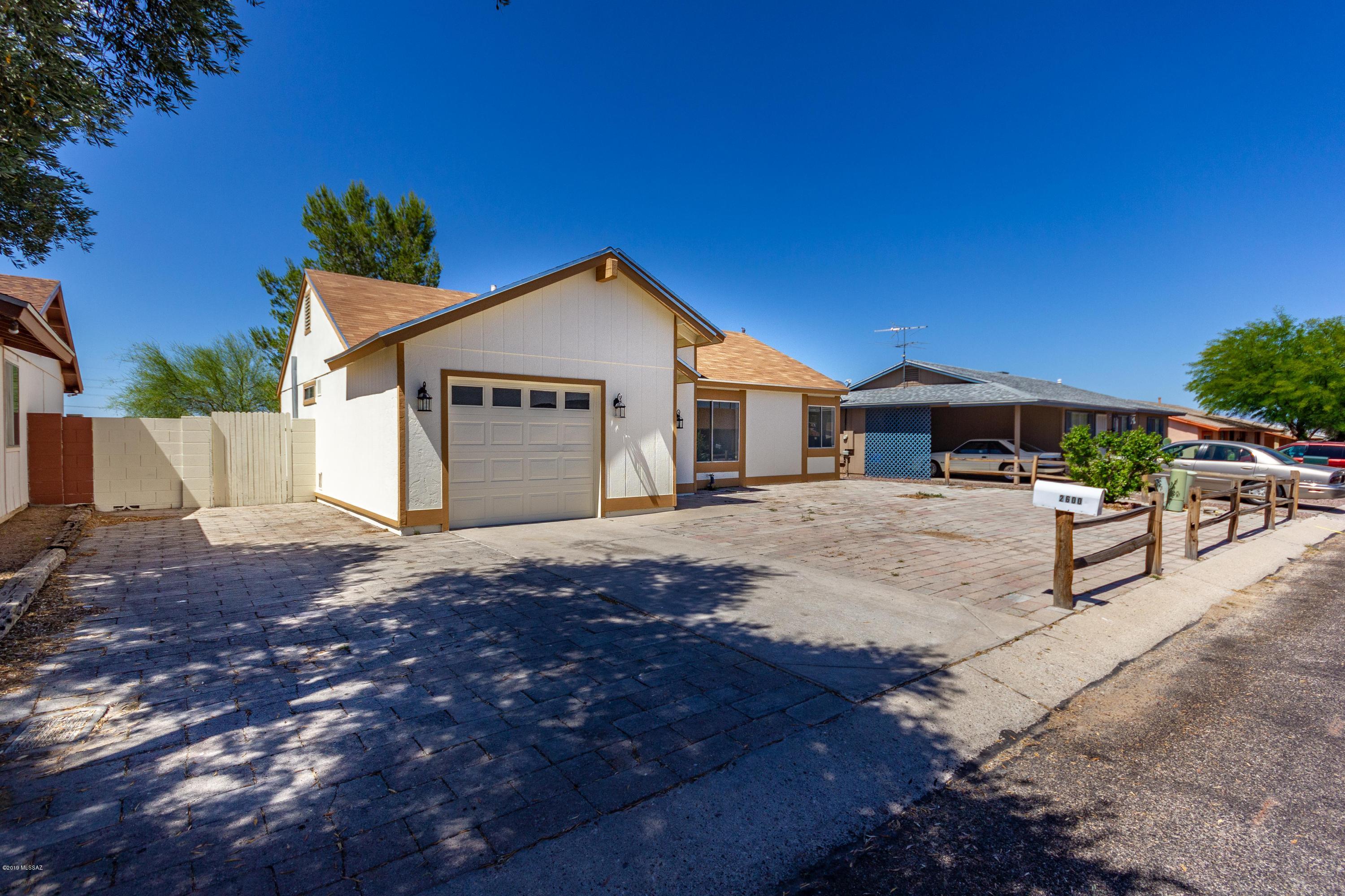 2600 W Vereda De La Tierra