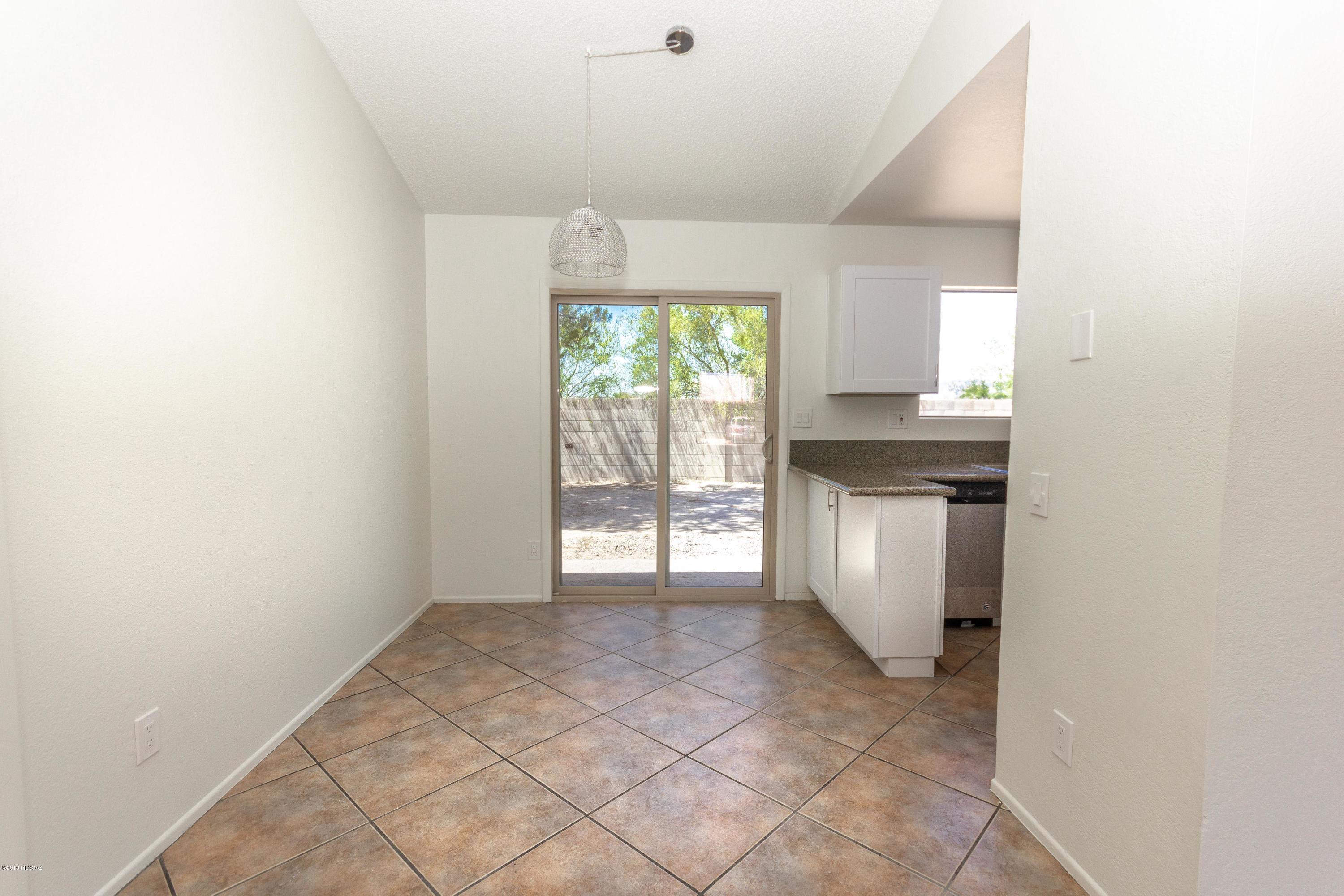 2600 W Vereda De La Tierra