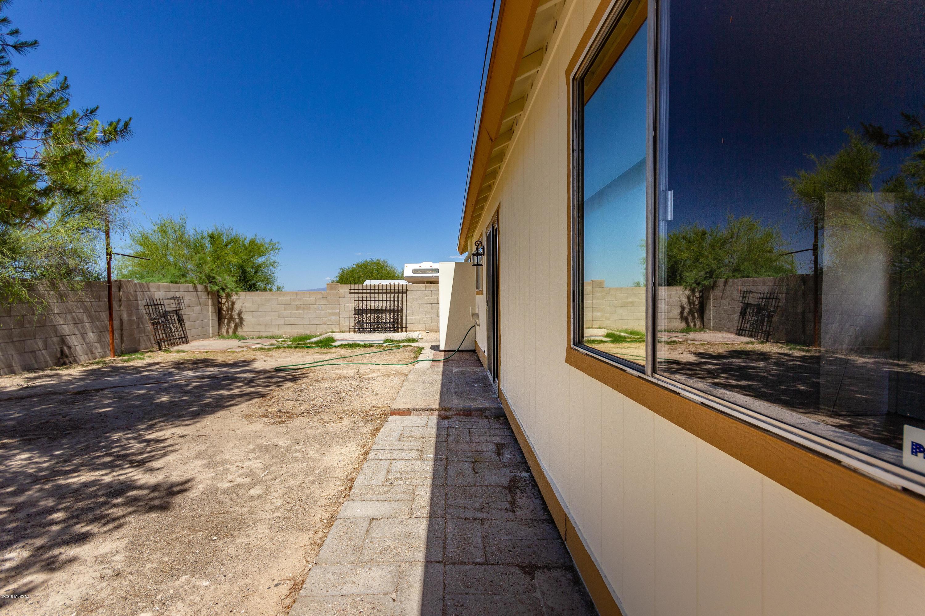 2600 W Vereda De La Tierra