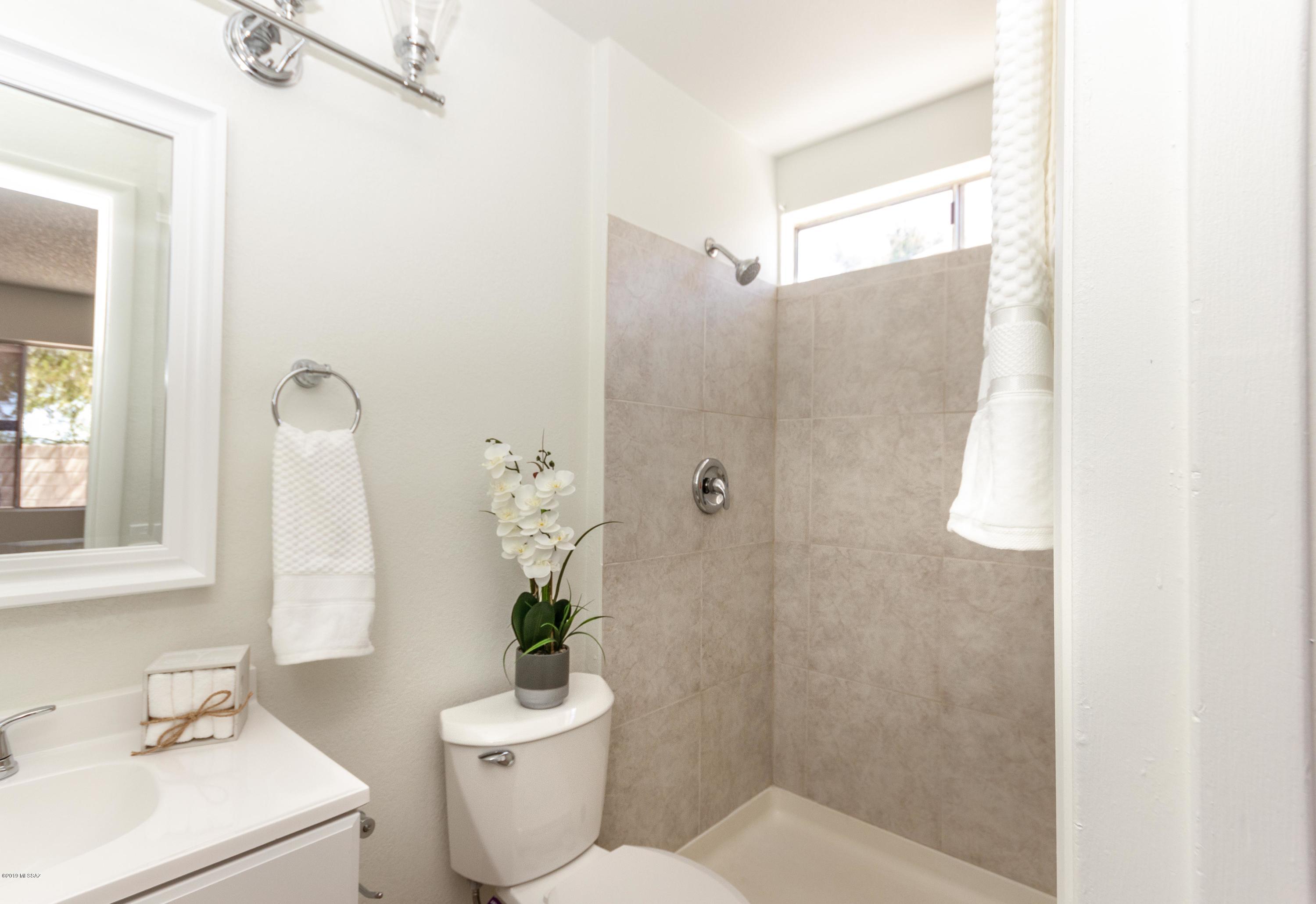 2600 W Vereda De La Tierra