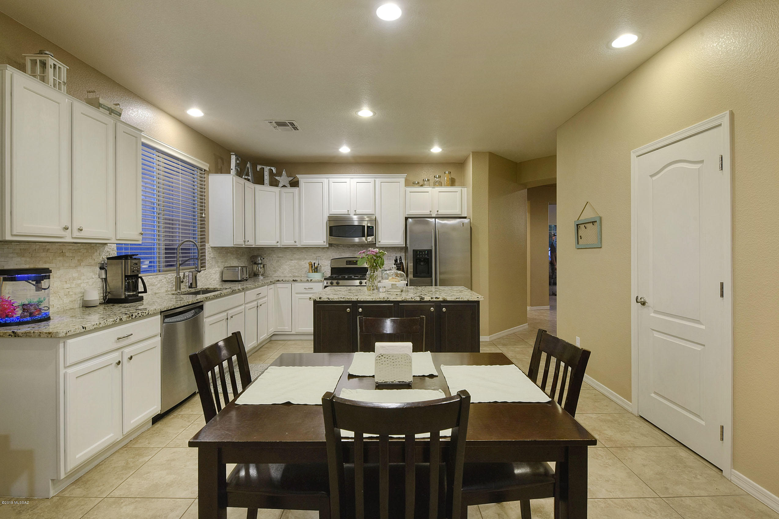 965 W Cork Oak Place