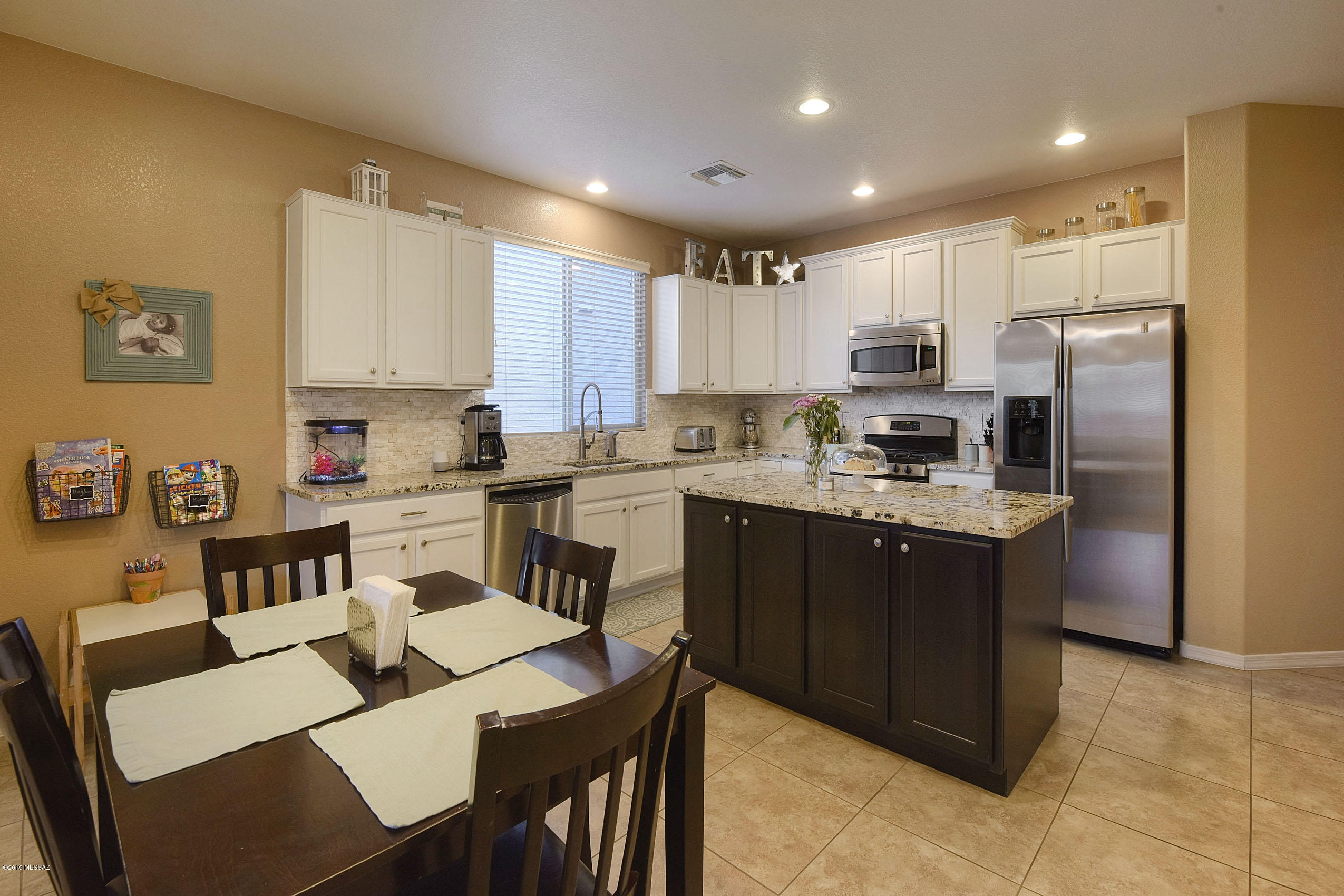 965 W Cork Oak Place