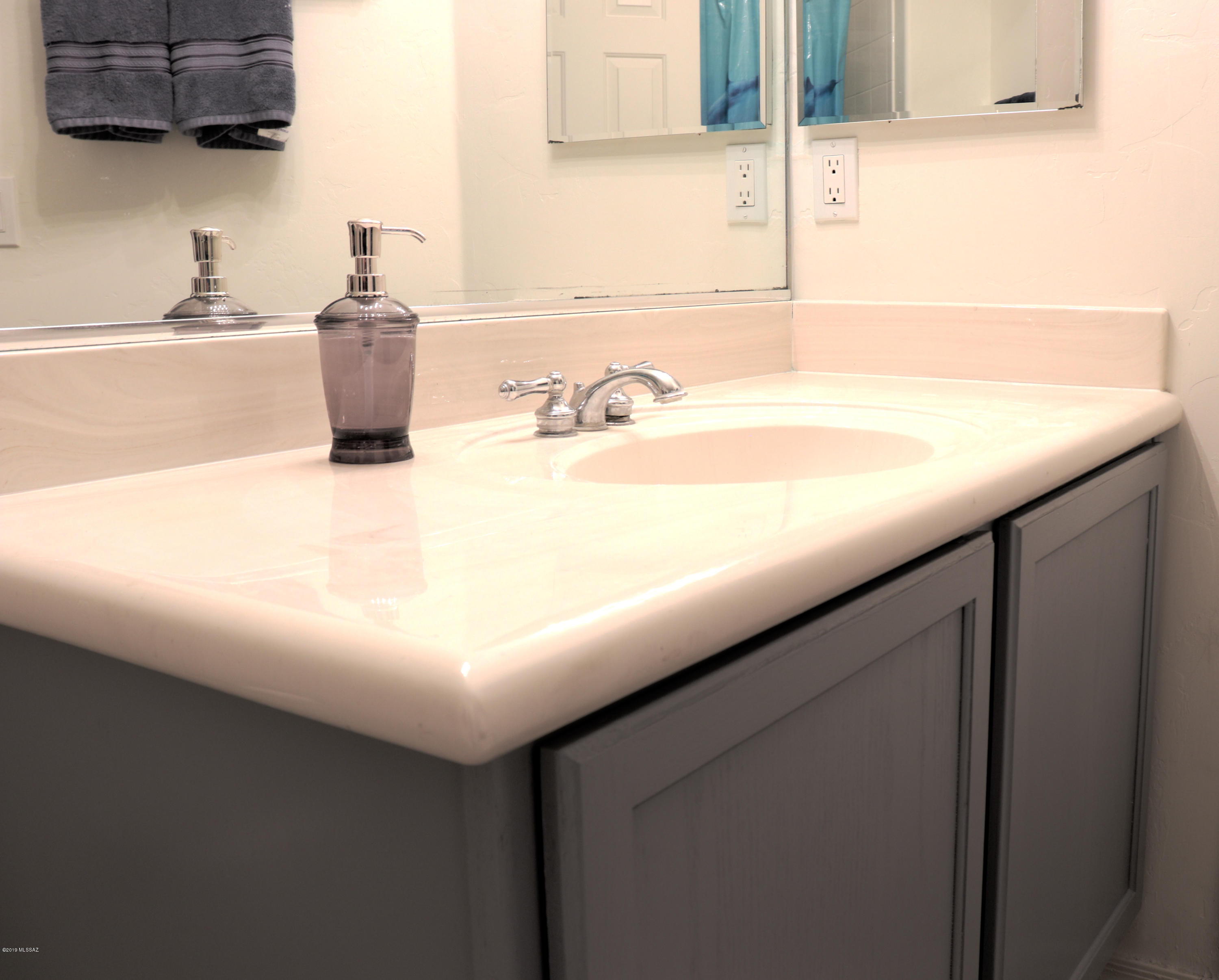 40 W Camino Rio Cebolla