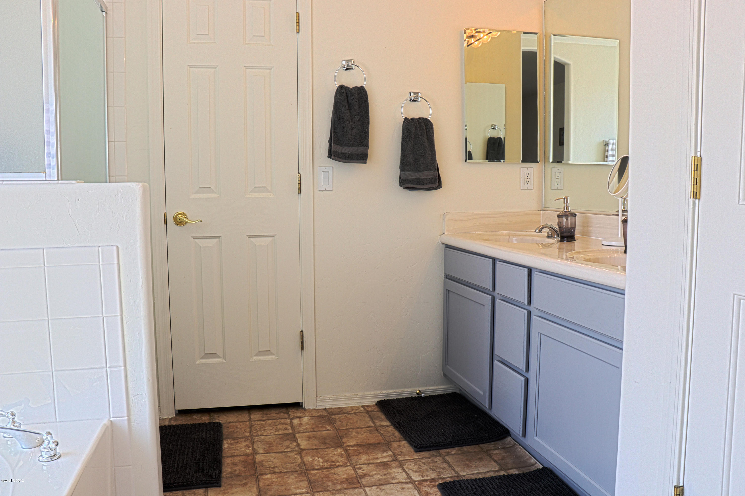 40 W Camino Rio Cebolla