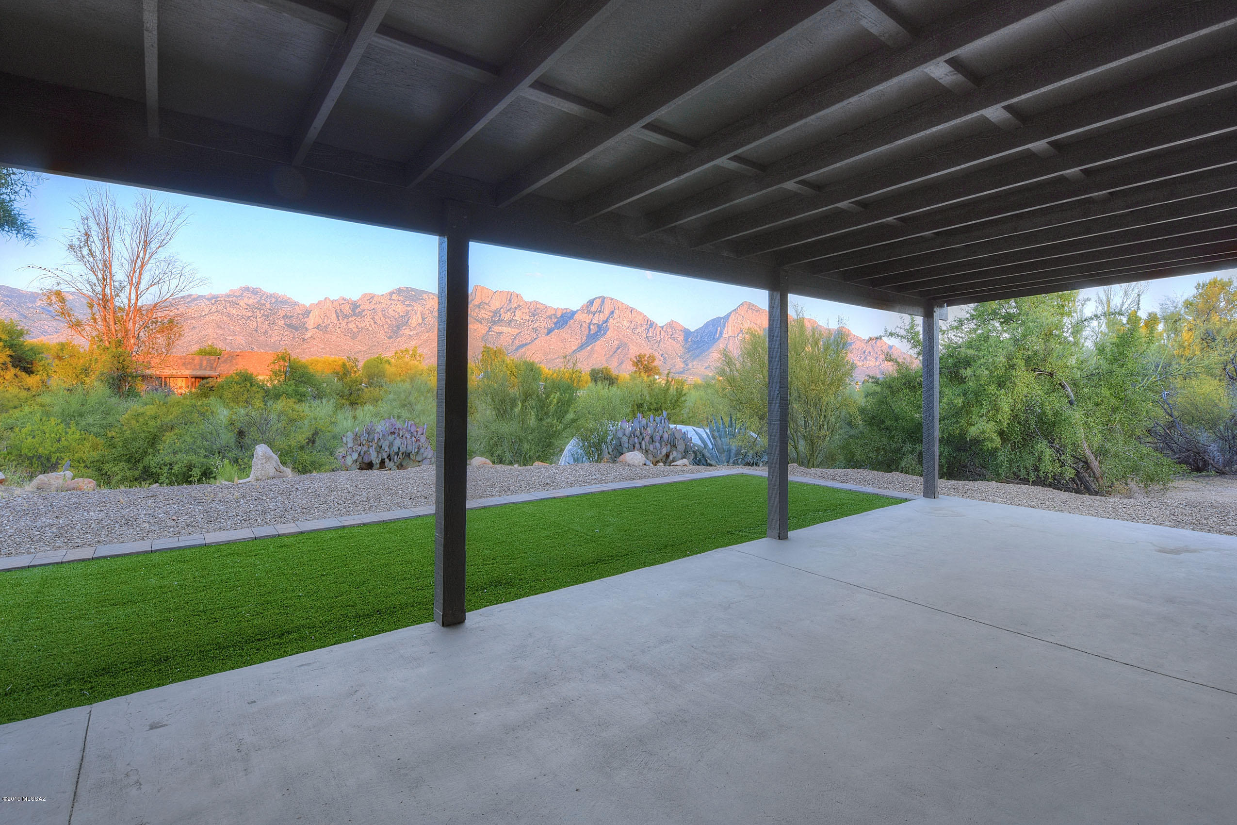 11832 N Mandarin Lane