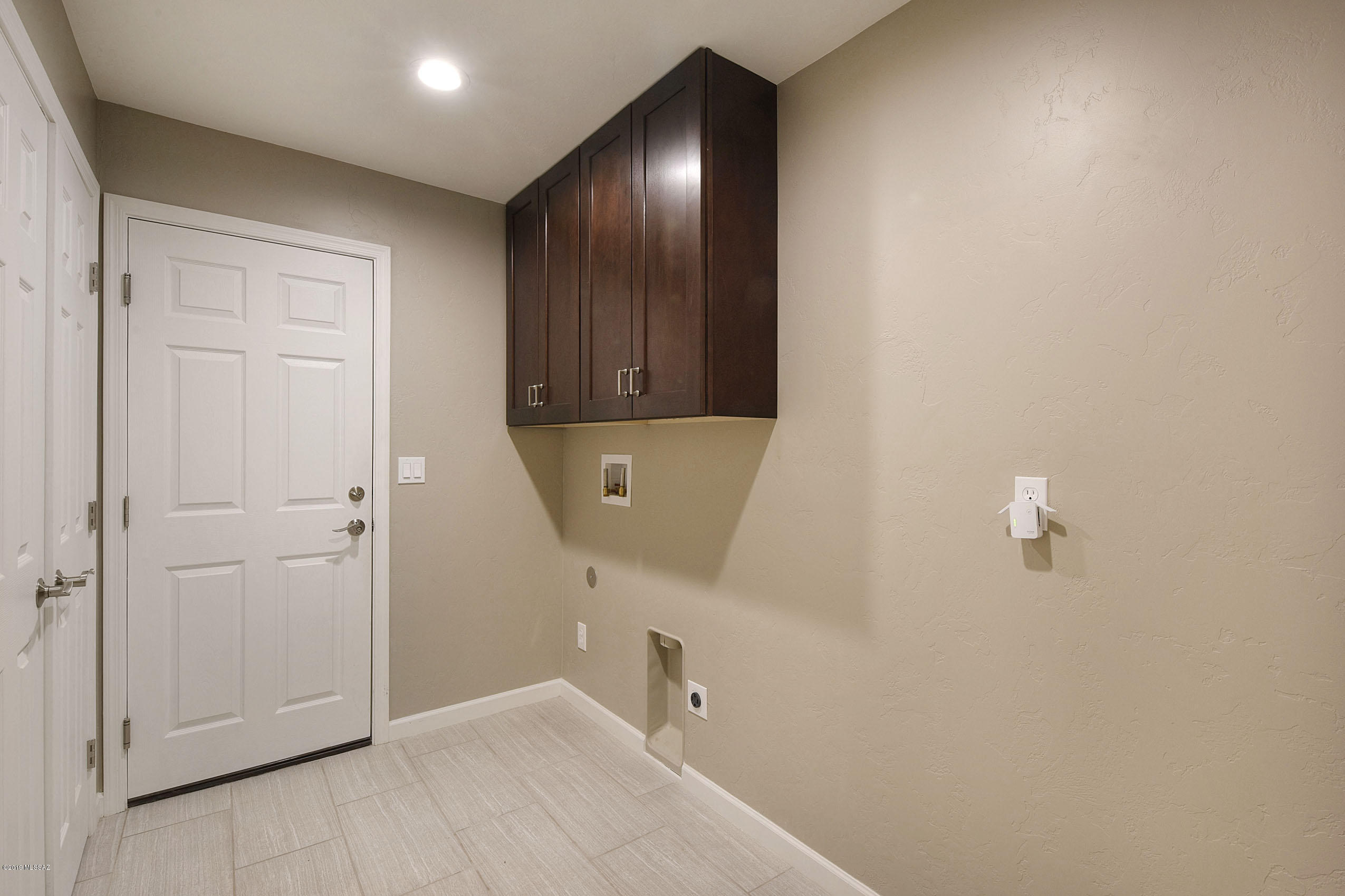 11832 N Mandarin Lane