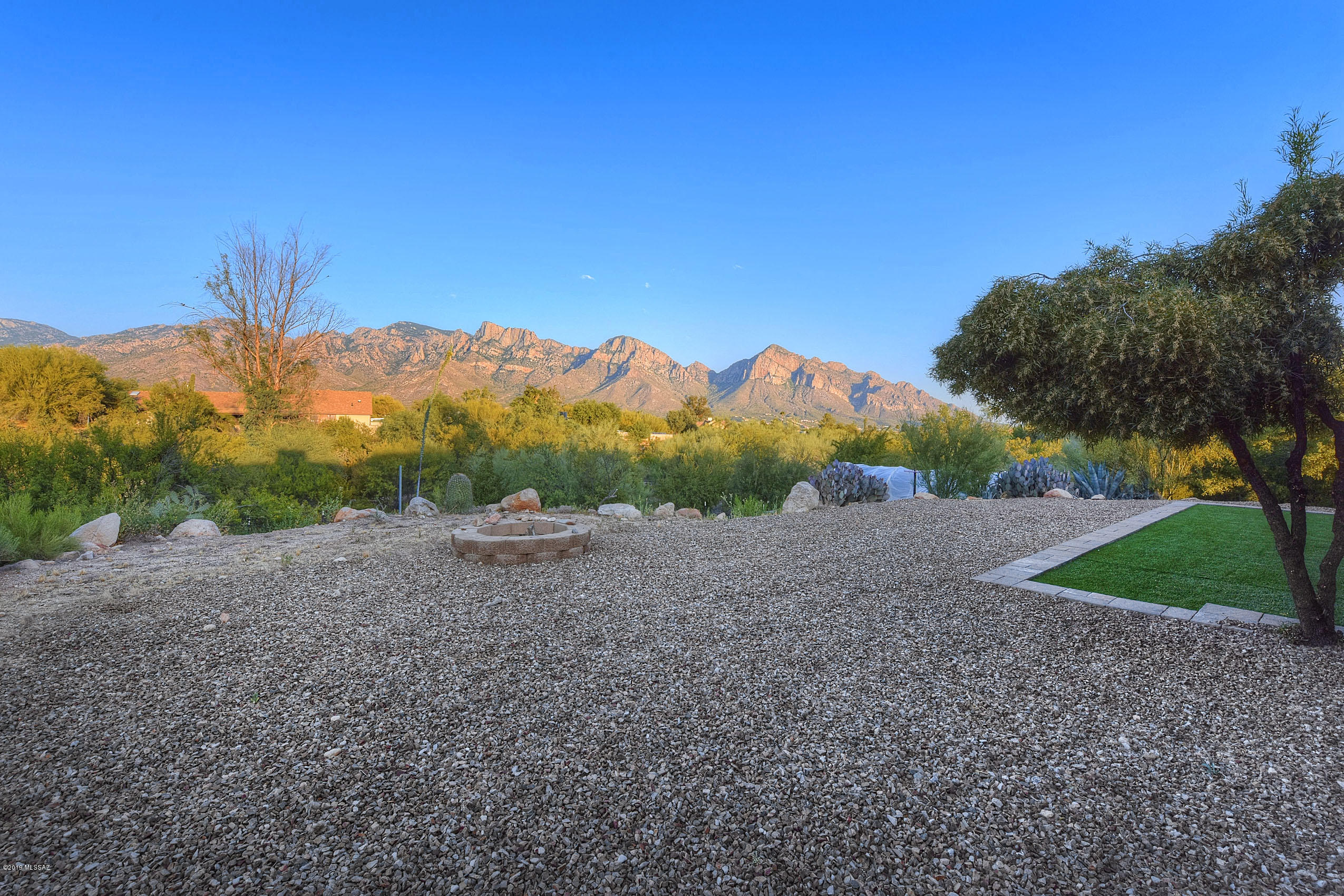 11832 N Mandarin Lane