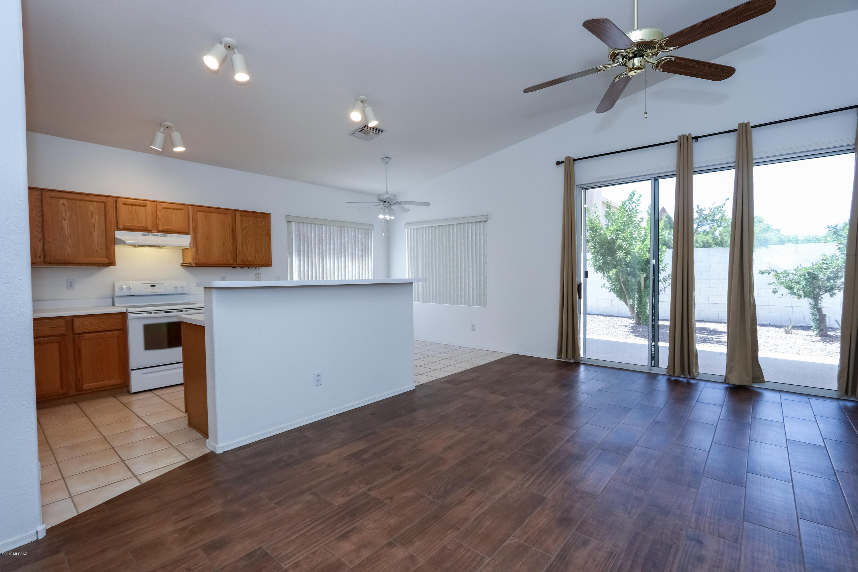 7605 W Summer Sky Drive