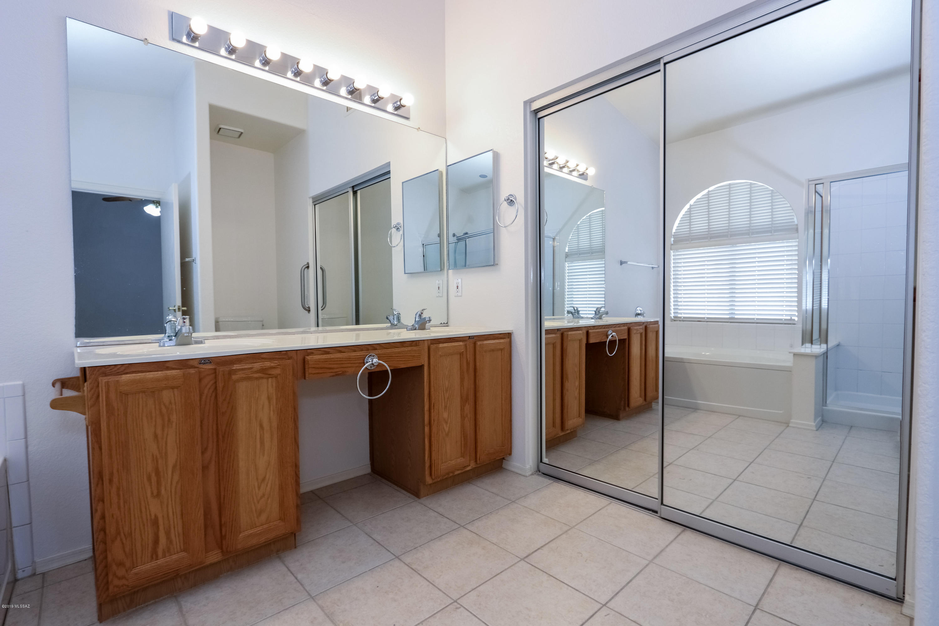 7605 W Summer Sky Drive