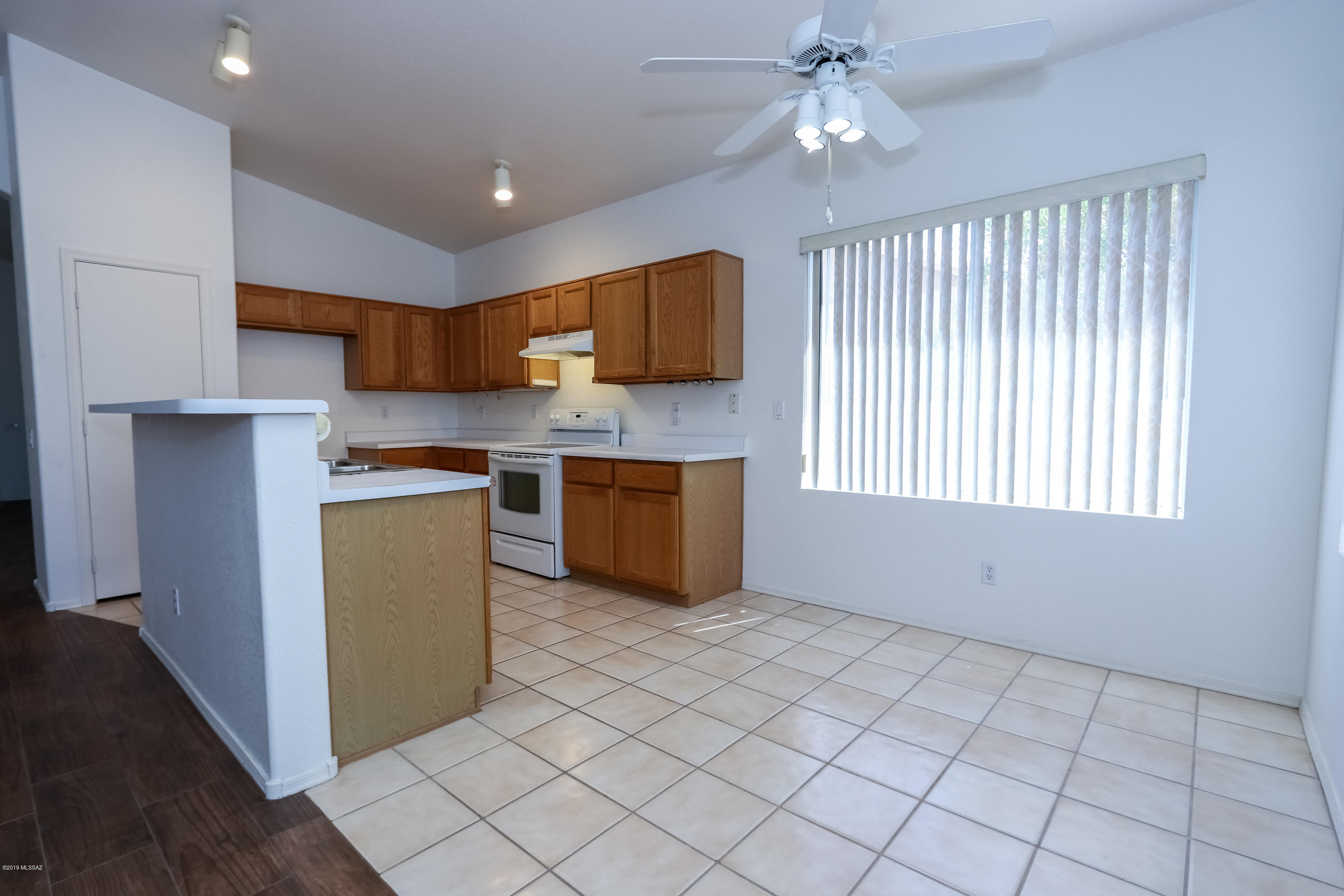 7605 W Summer Sky Drive