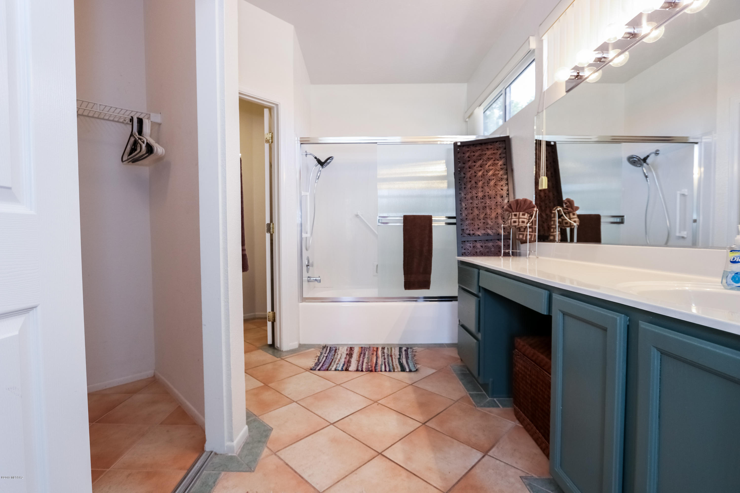 2116 E Ruellia Drive