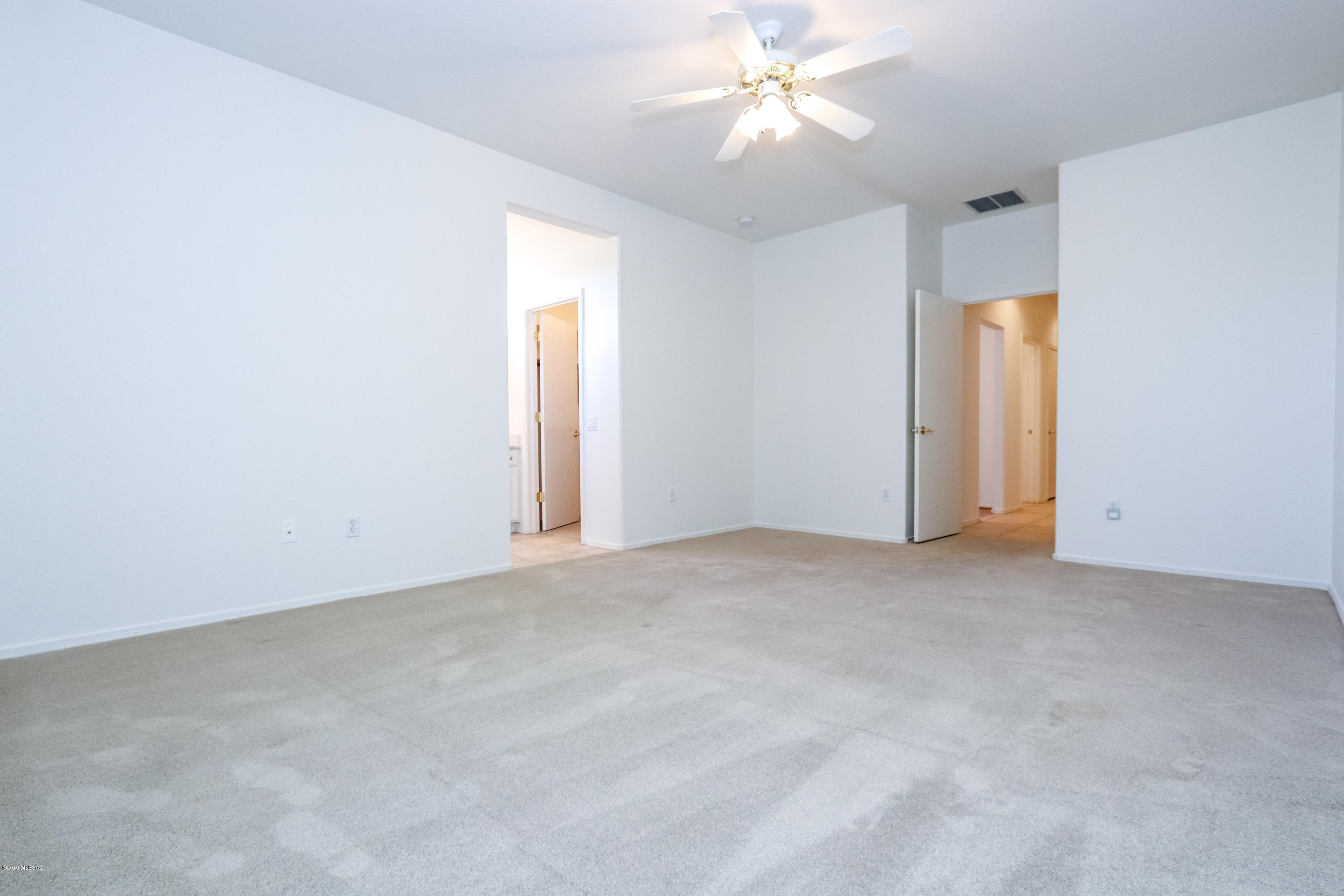 9349 N Sombrero Canyon Drive