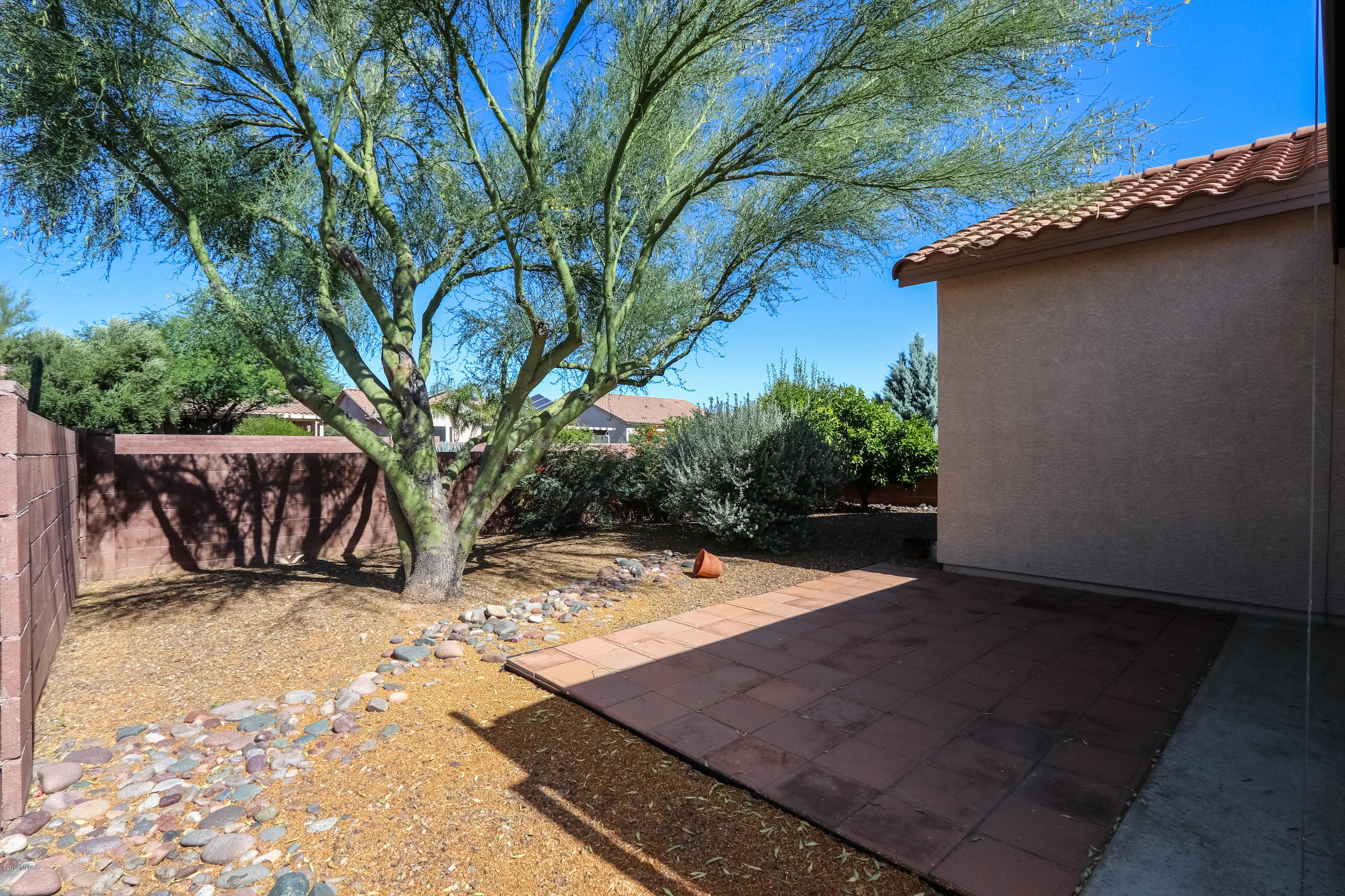 9349 N Sombrero Canyon Drive