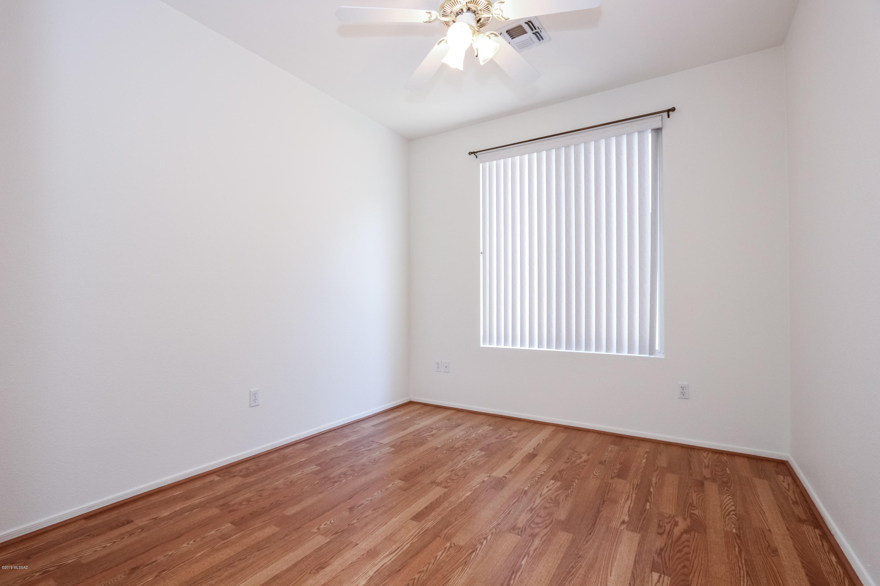 9349 N Sombrero Canyon Drive