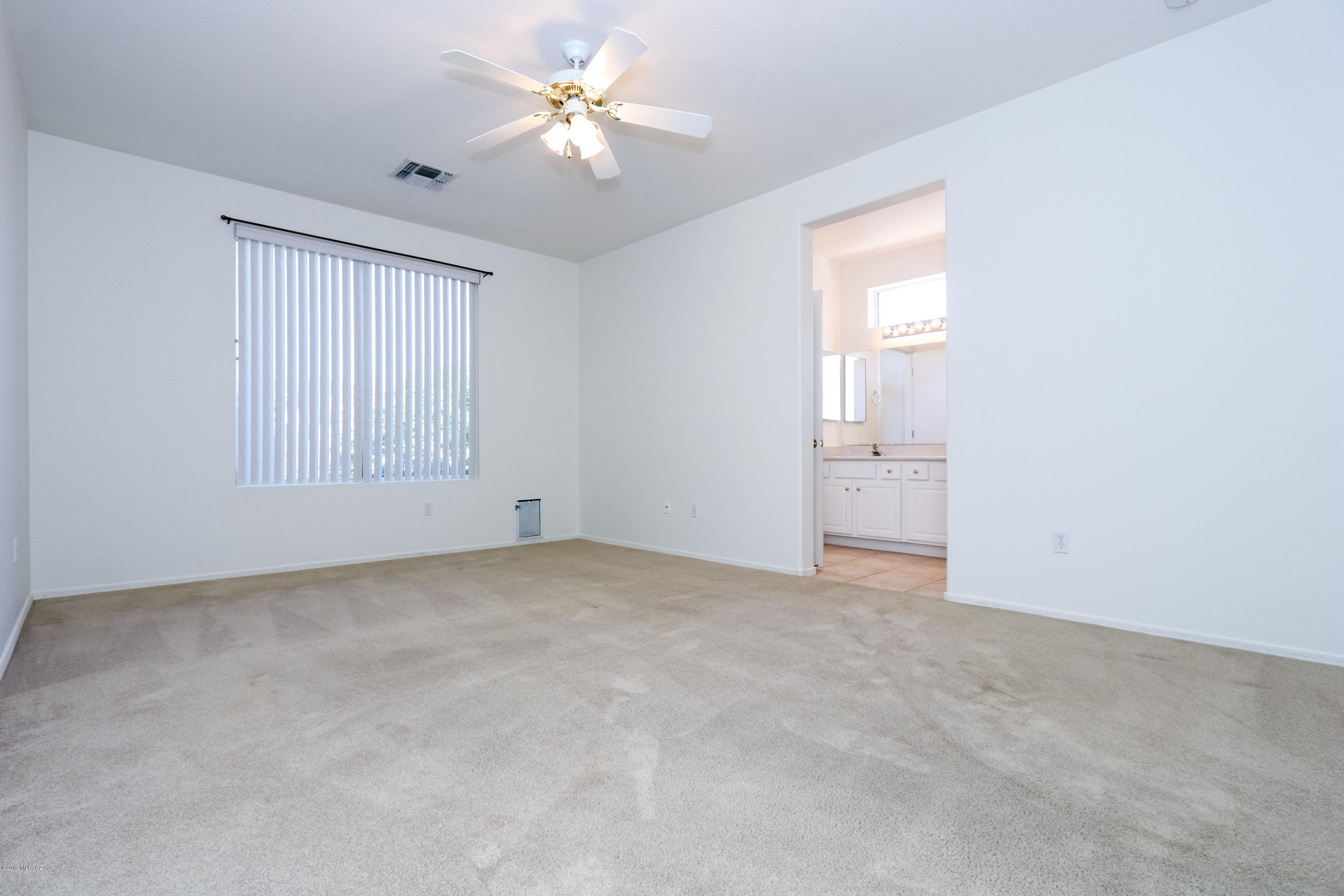 9349 N Sombrero Canyon Drive