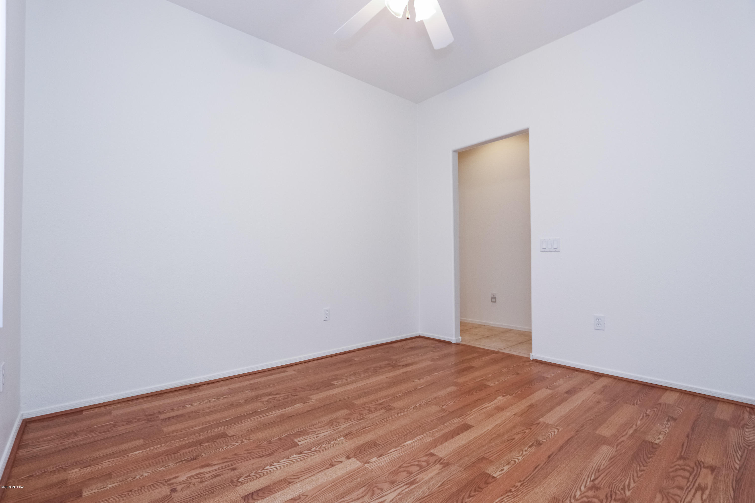 9349 N Sombrero Canyon Drive