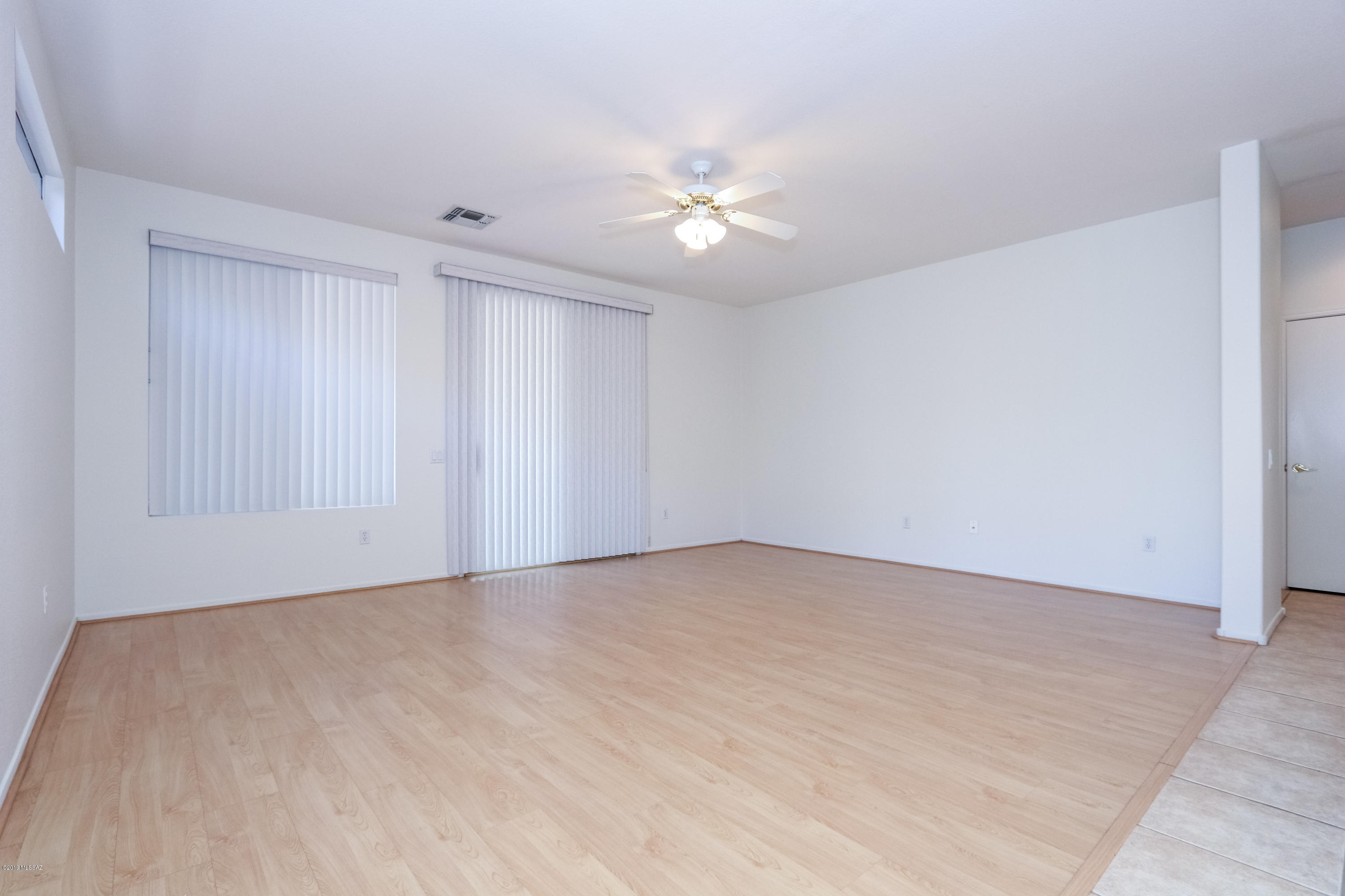 9349 N Sombrero Canyon Drive