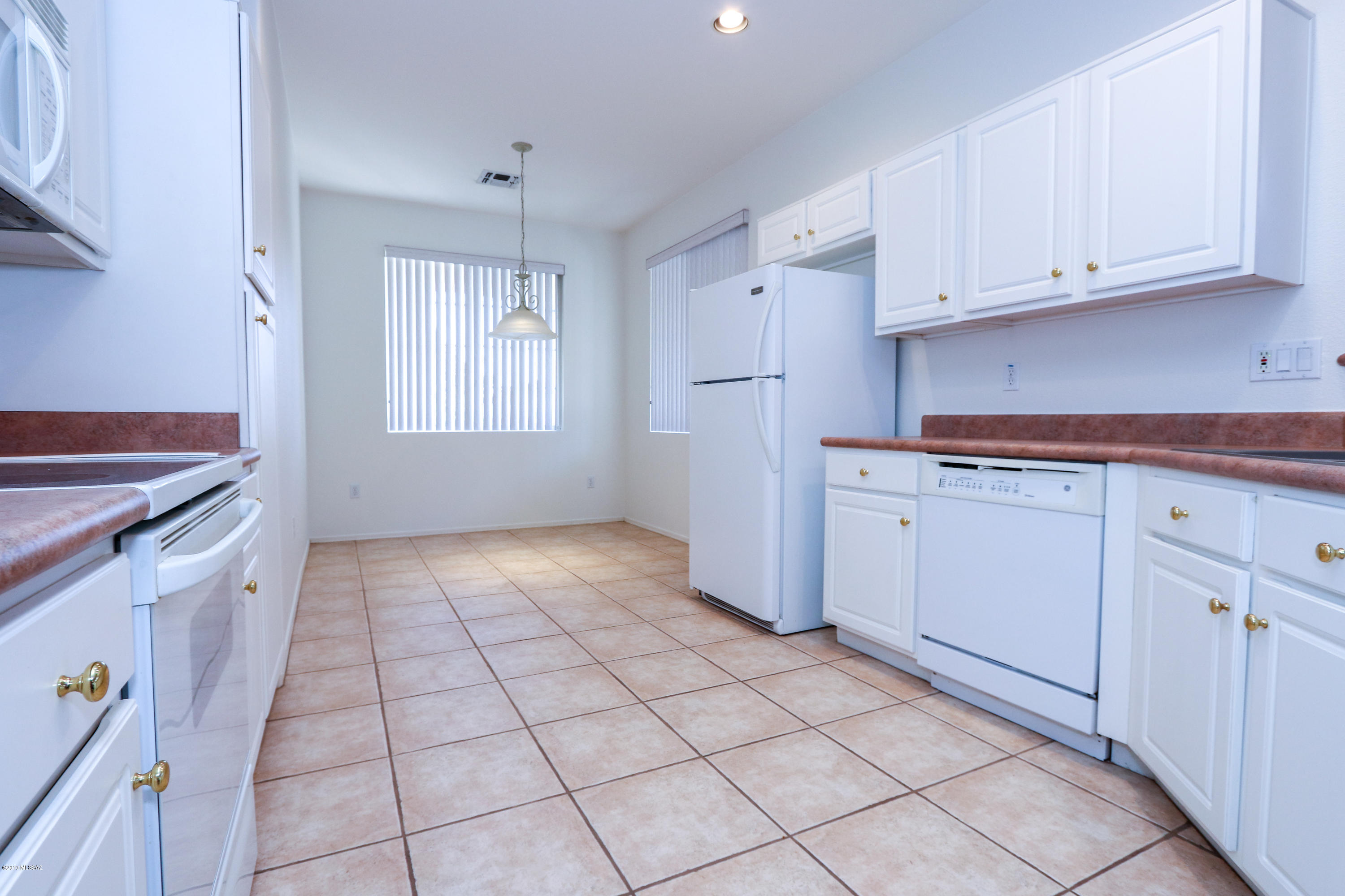 9349 N Sombrero Canyon Drive