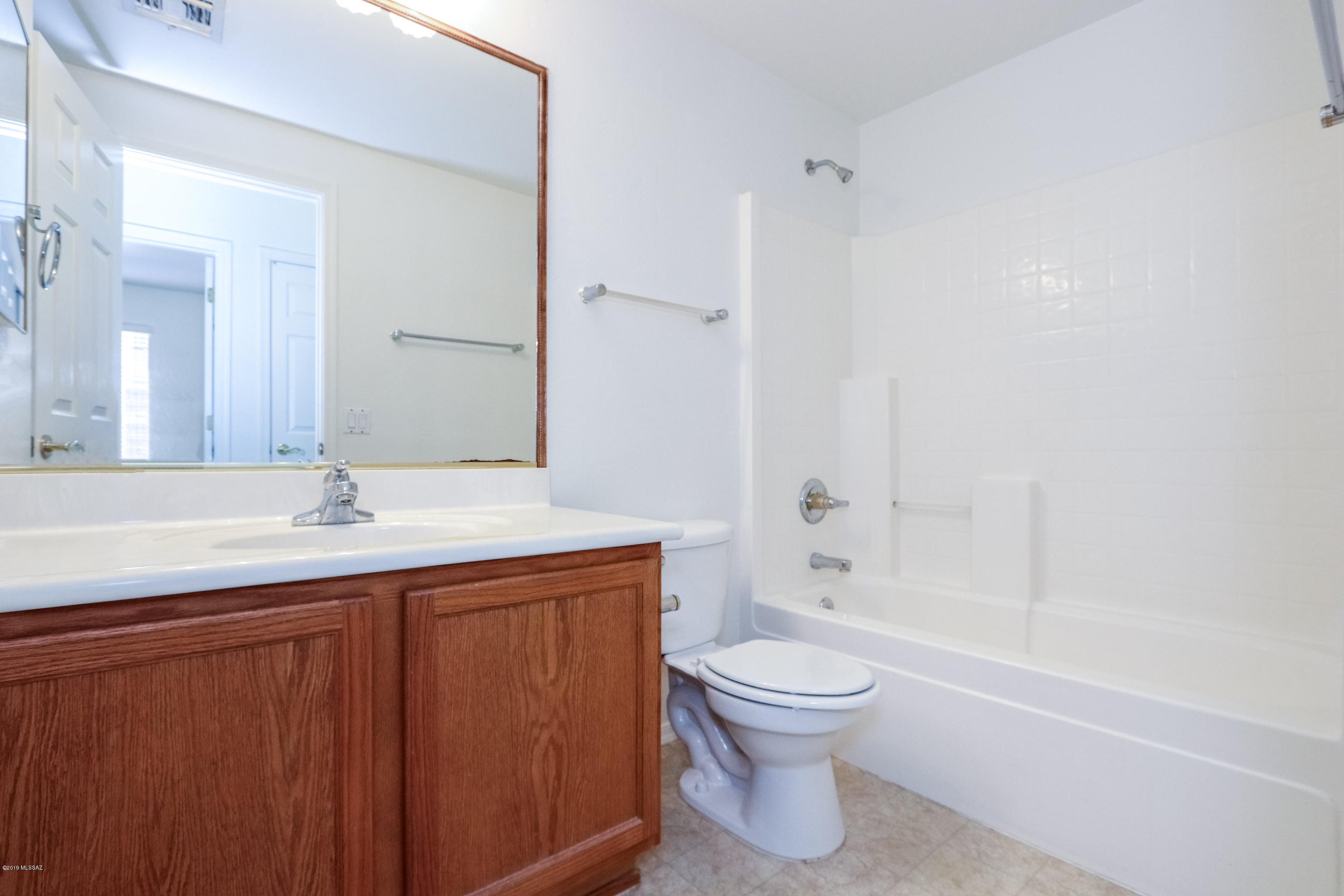 494 W Tara Danette Drive