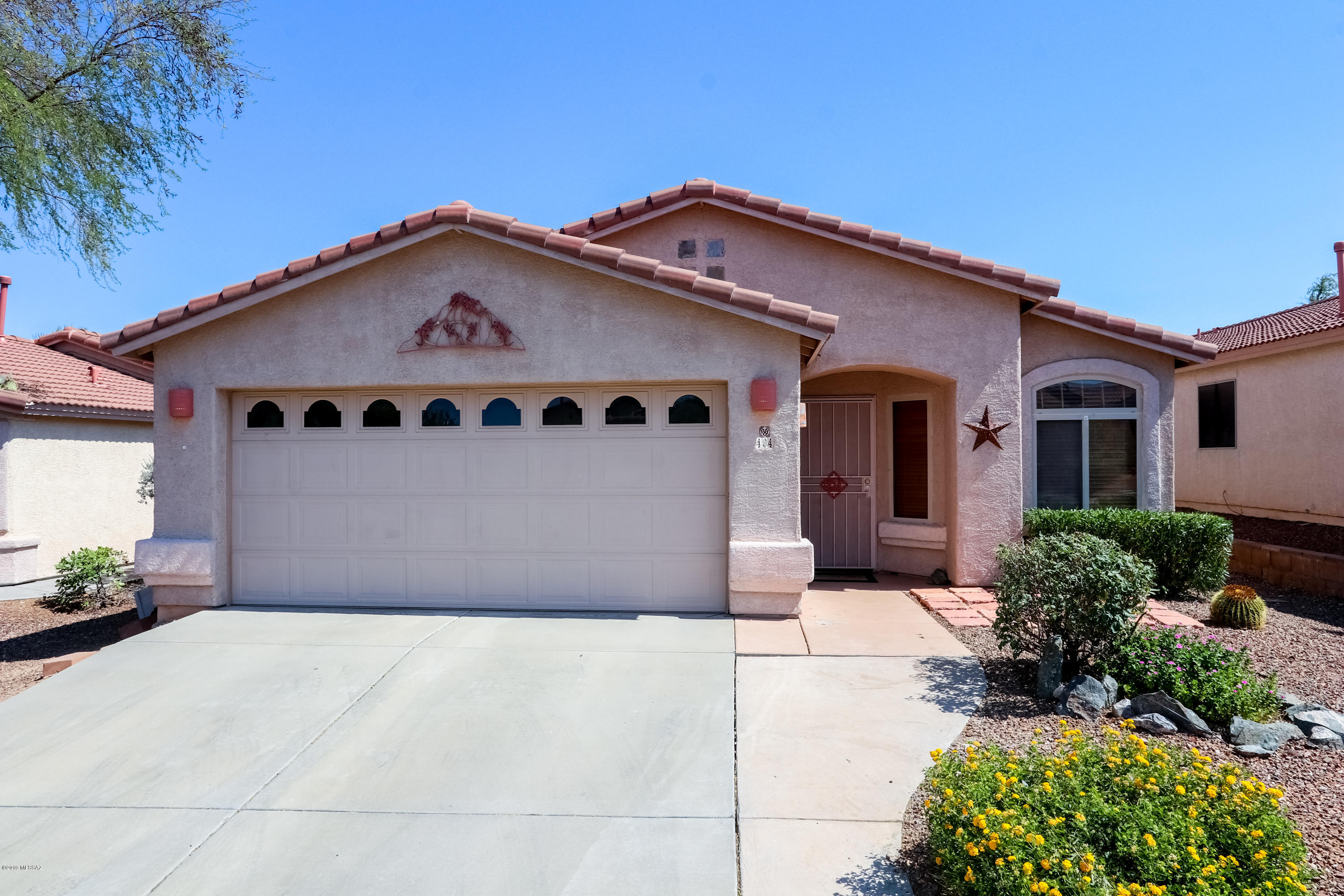 494 W Tara Danette Drive