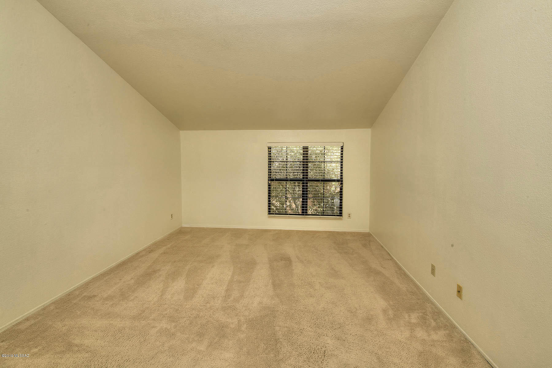 5353 N Paseo De La Terraza