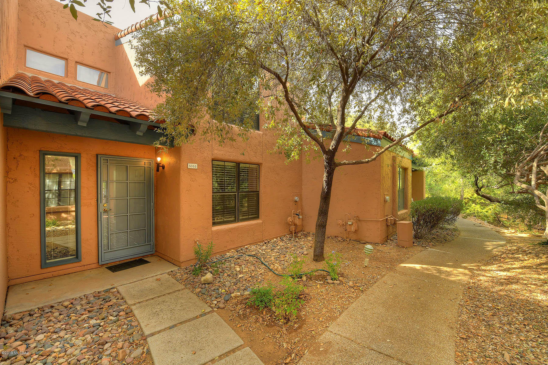 5353 N Paseo De La Terraza