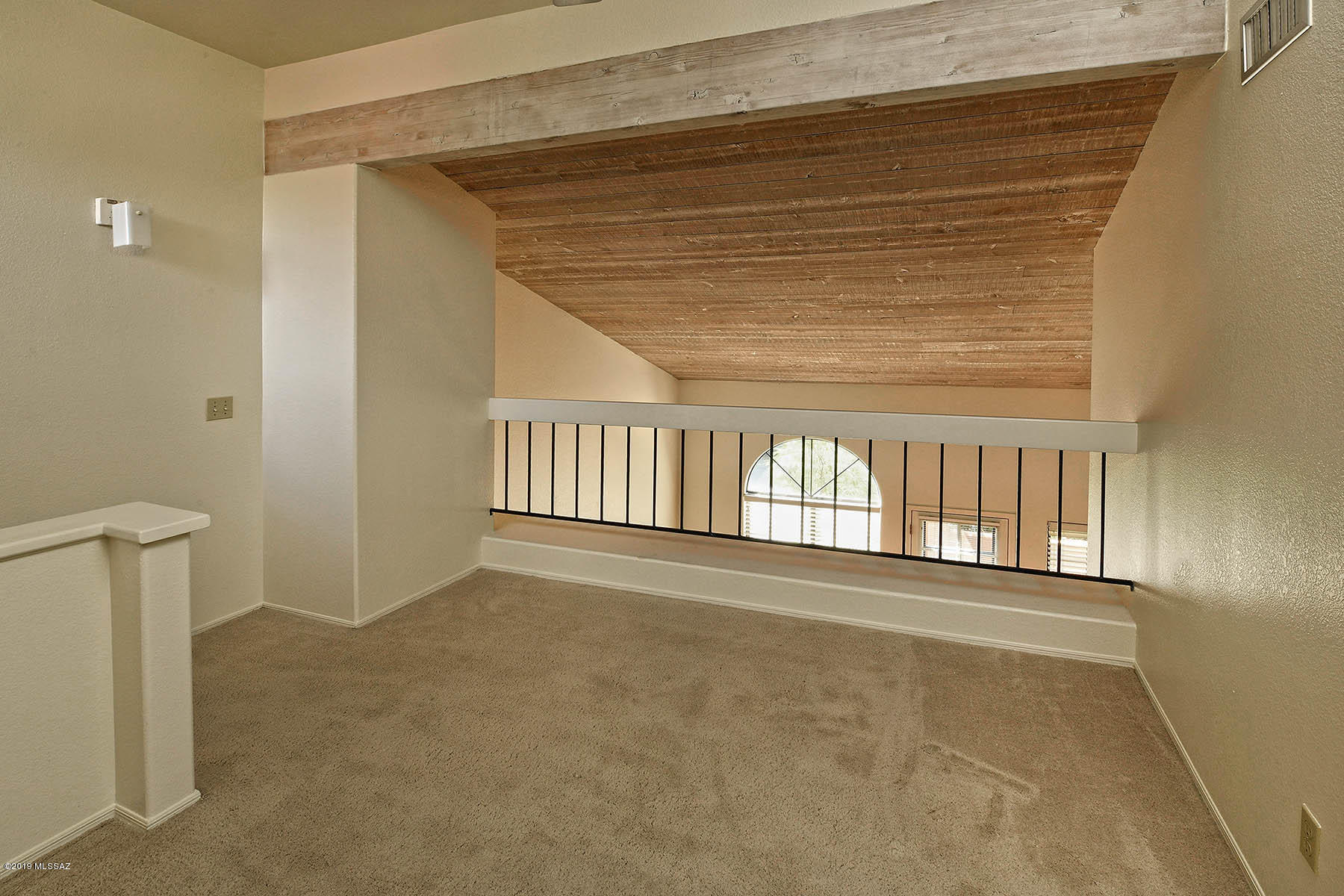 5353 N Paseo De La Terraza