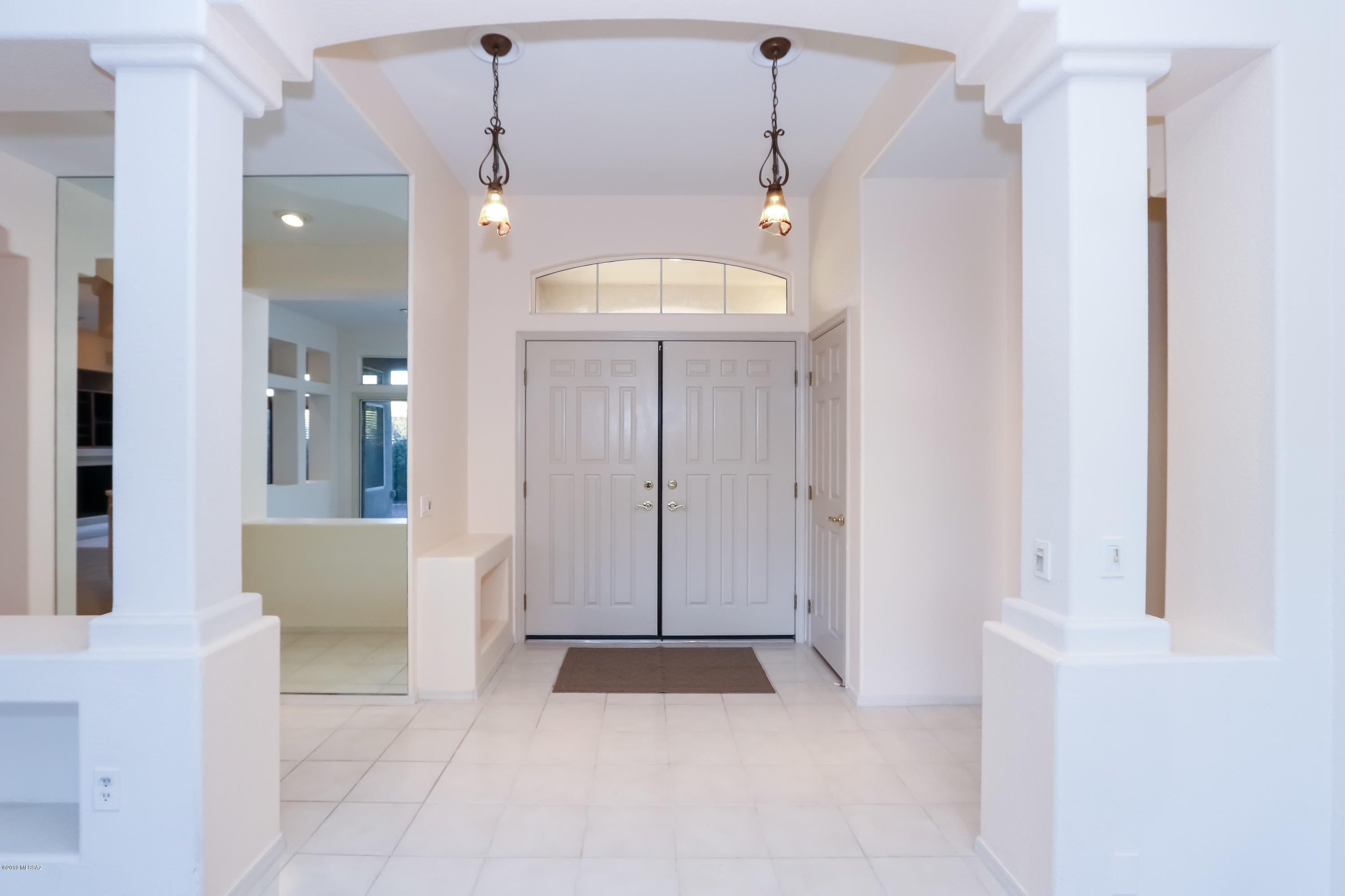 1845 E Somnolent Way