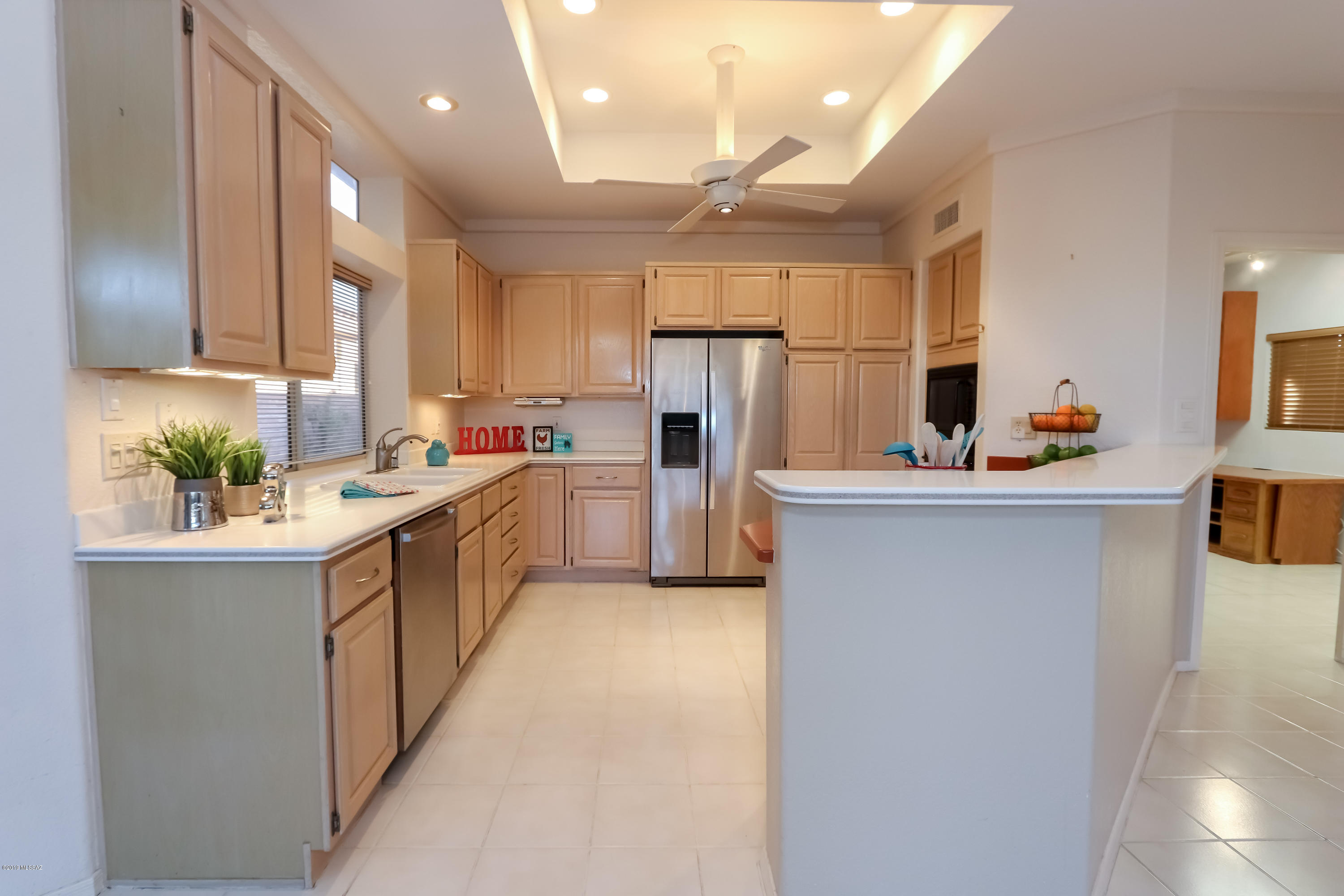 1845 E Somnolent Way