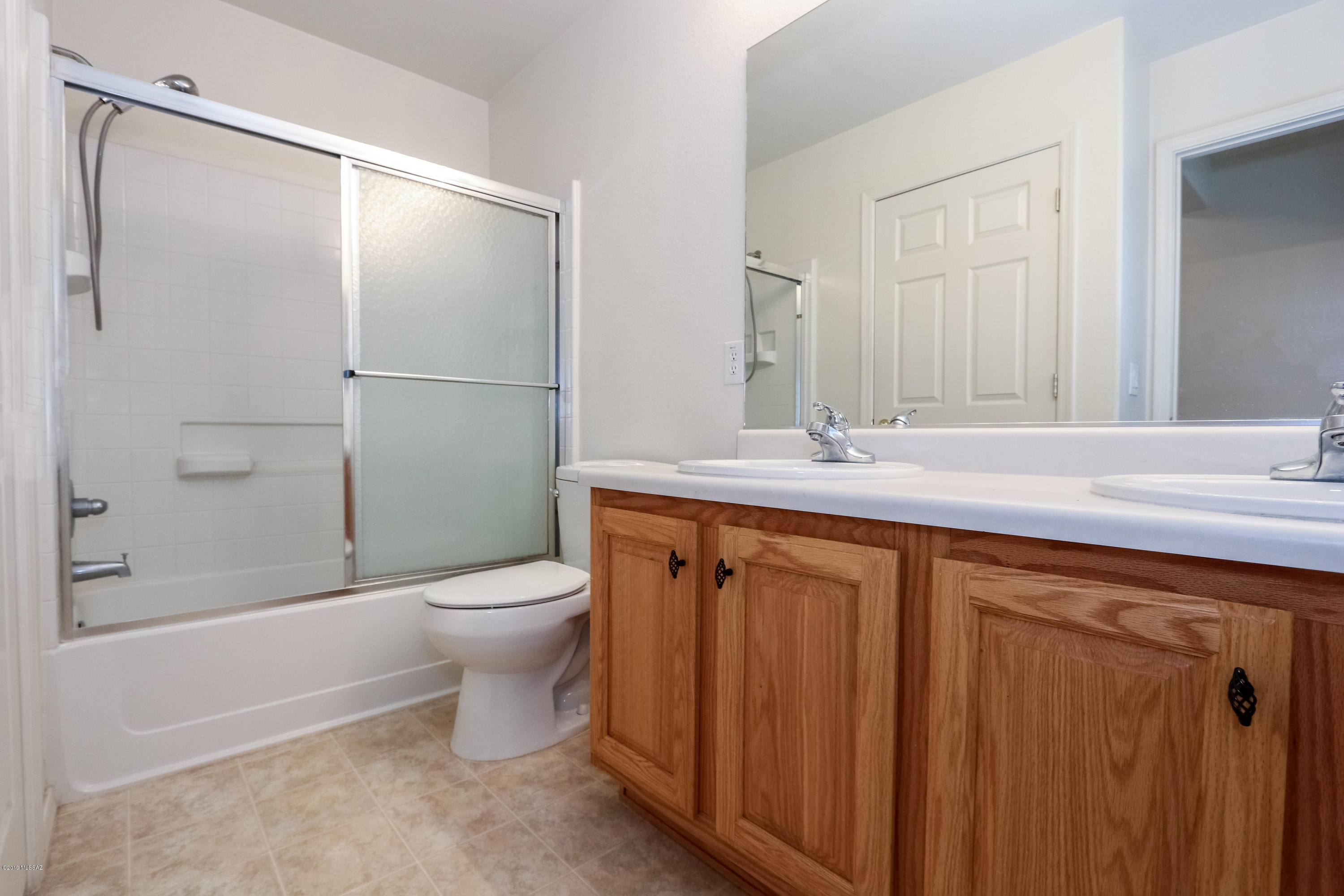 3645 E Farrier Drive