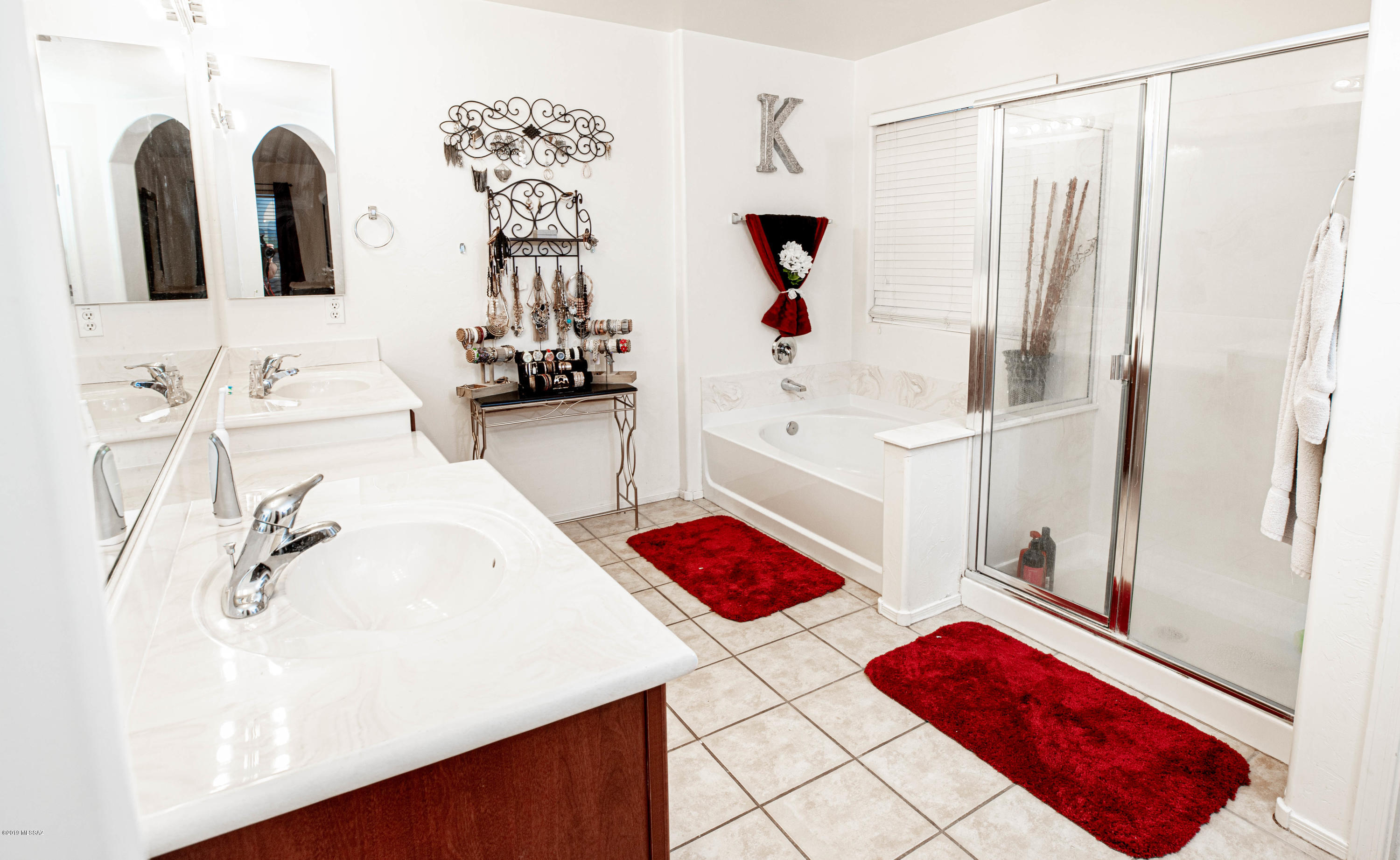 6423 W Swan Falls Way