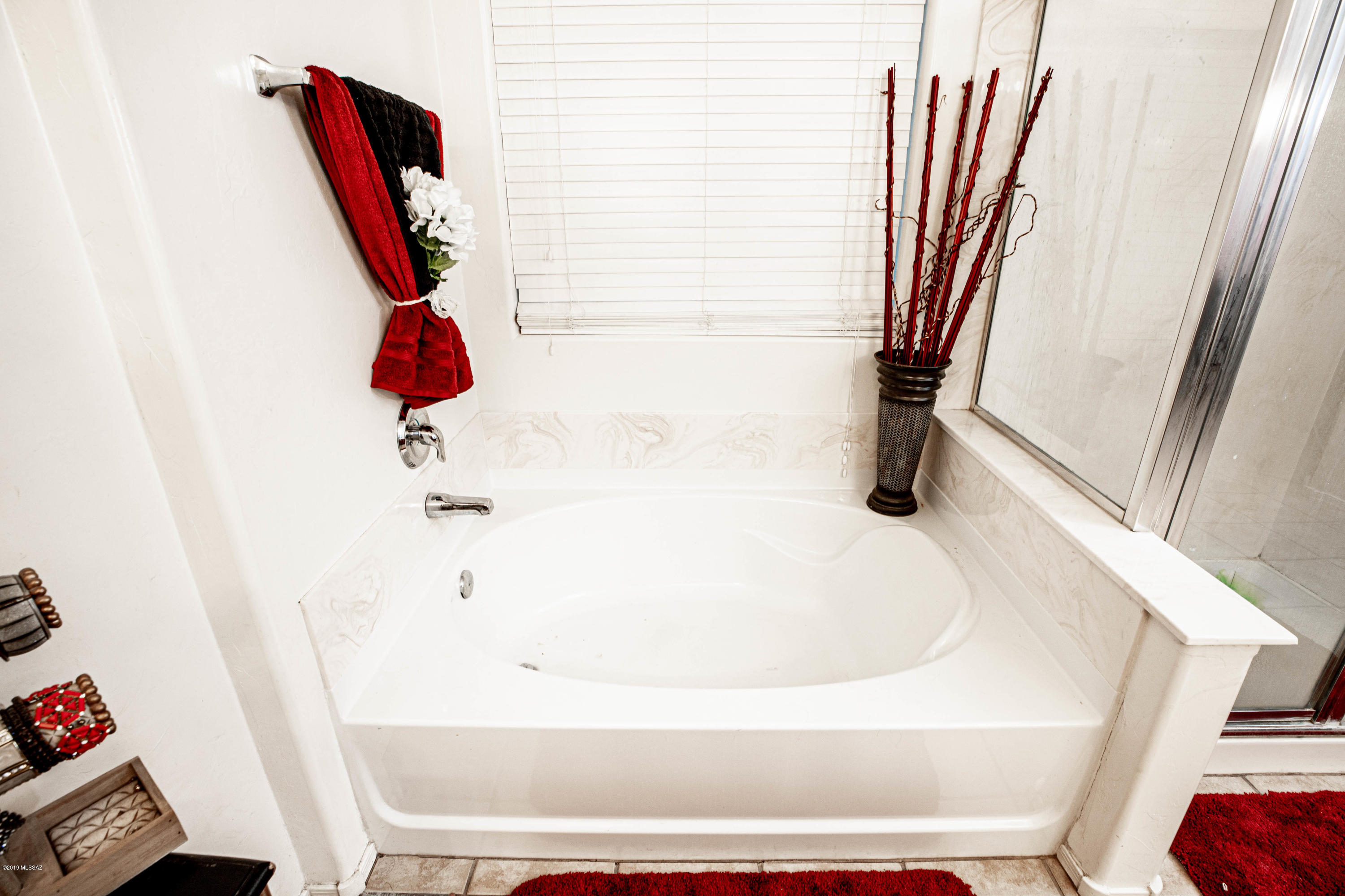 6423 W Swan Falls Way