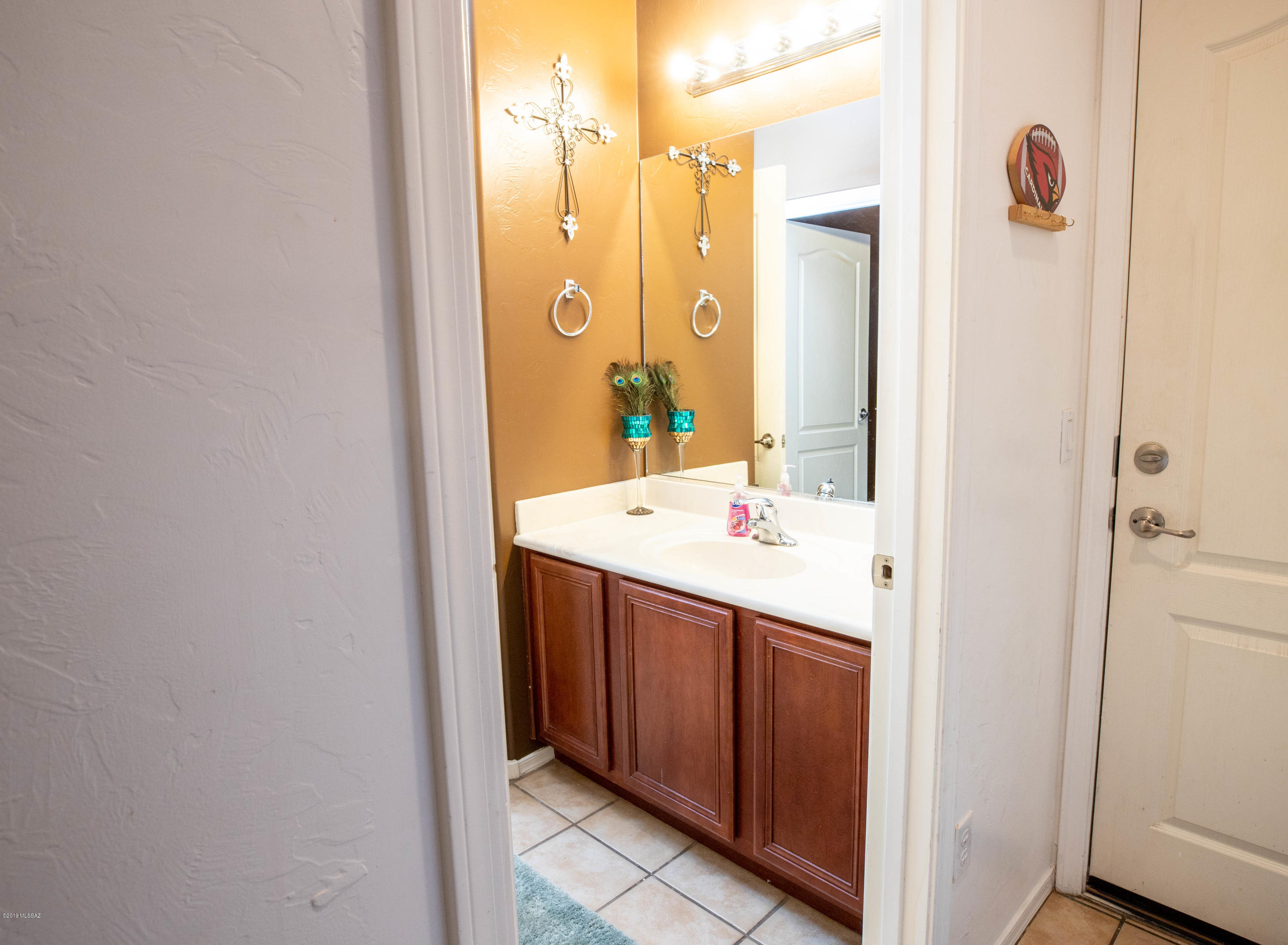 6423 W Swan Falls Way