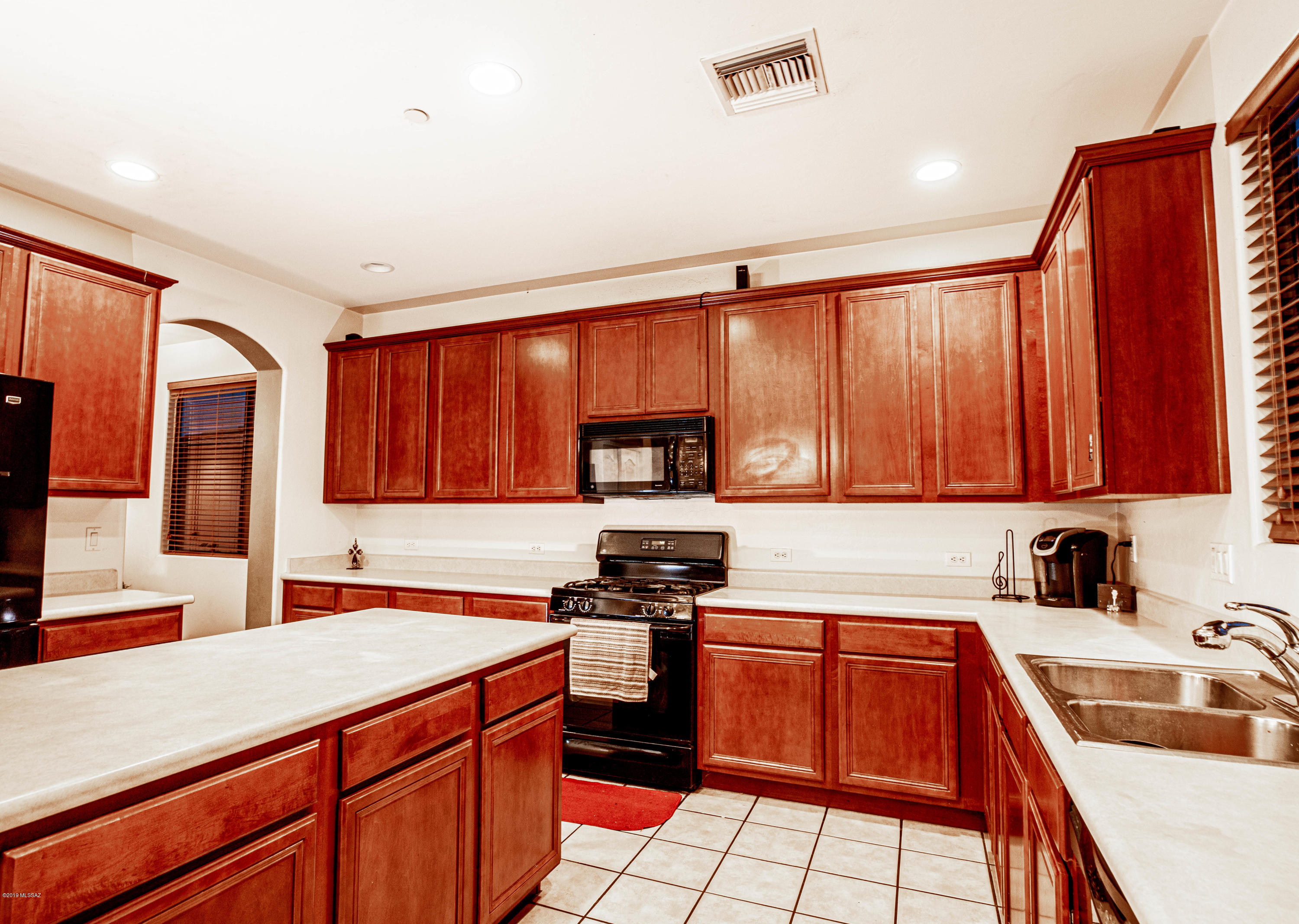 6423 W Swan Falls Way