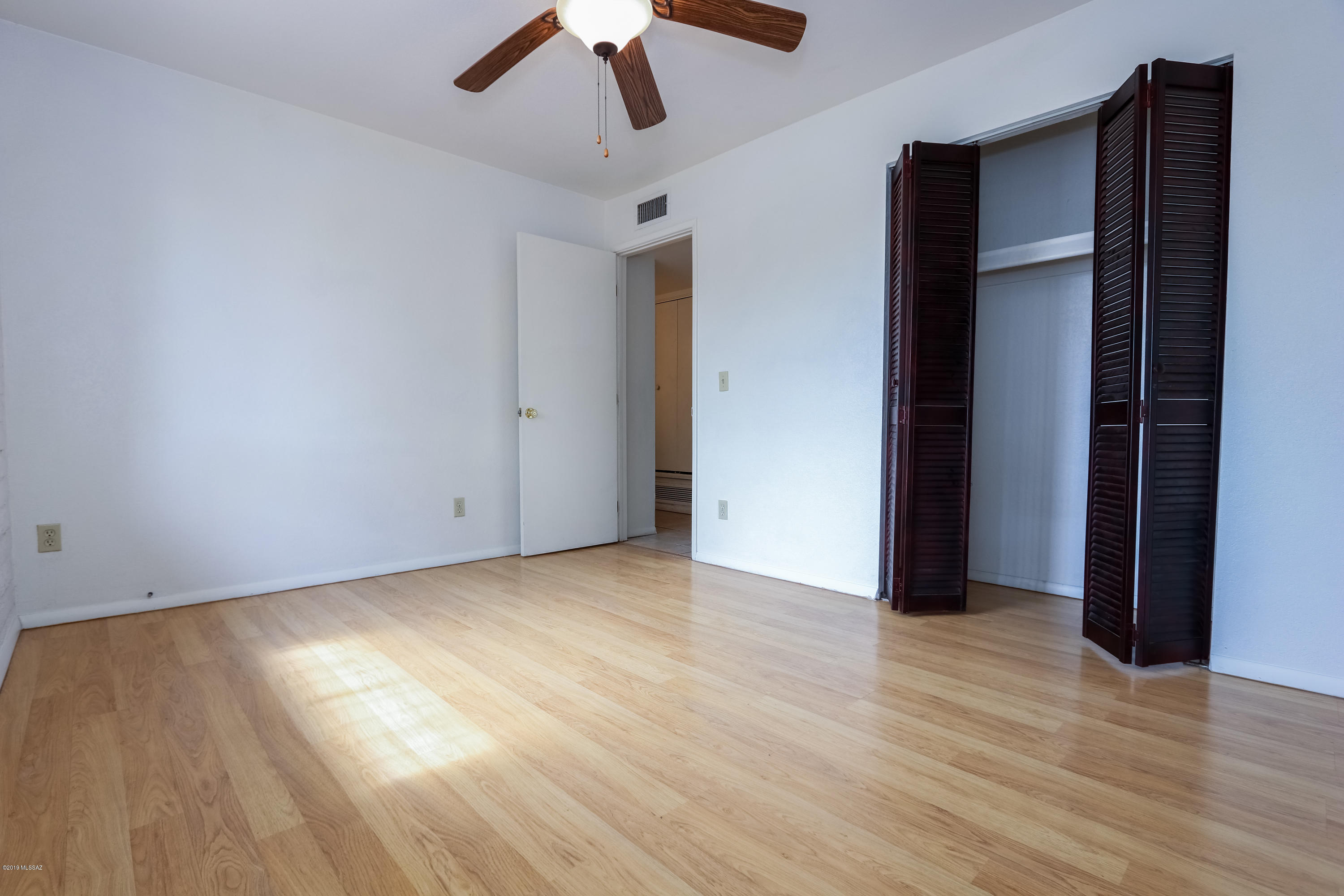 5945 N Antillon Place