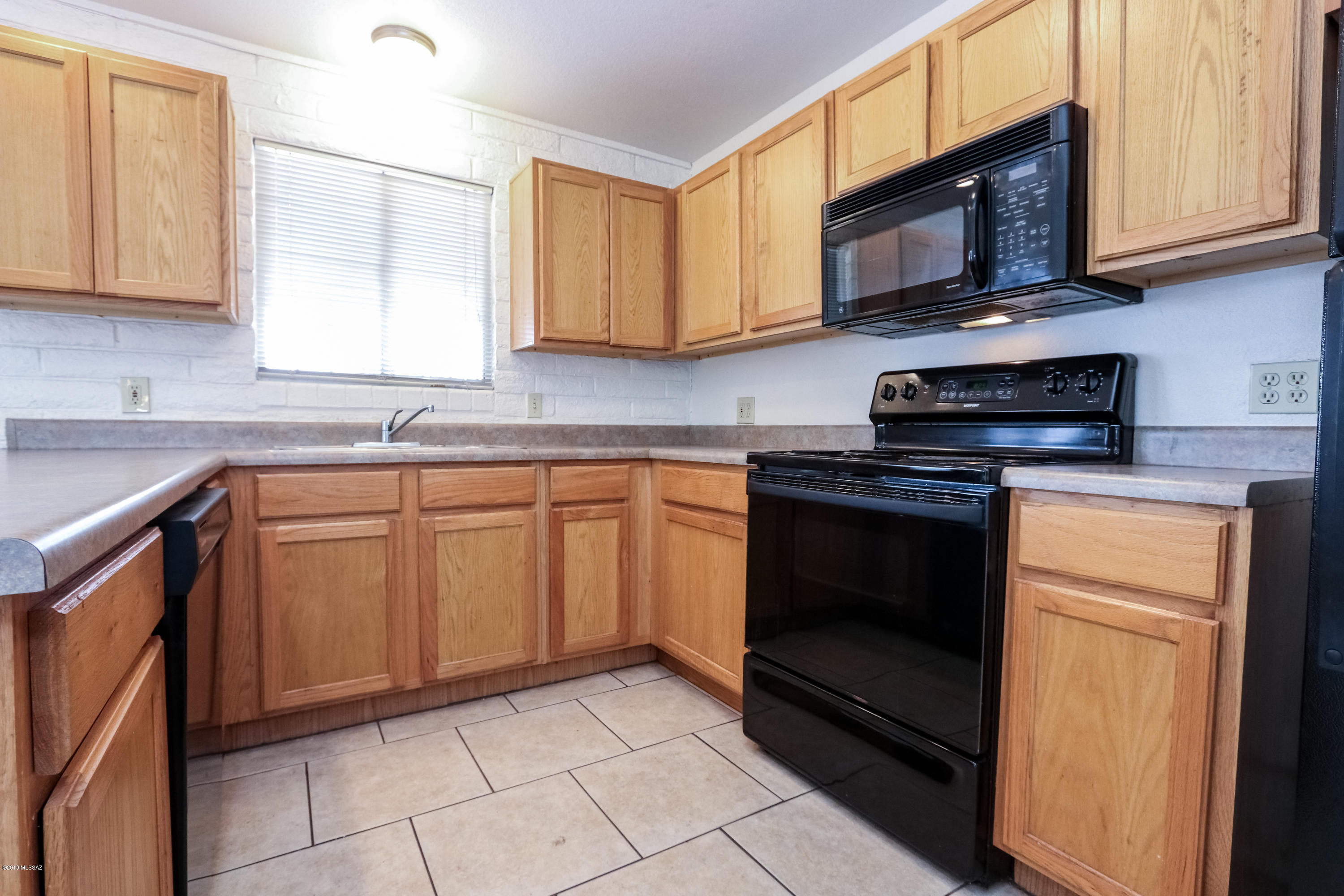 5945 N Antillon Place