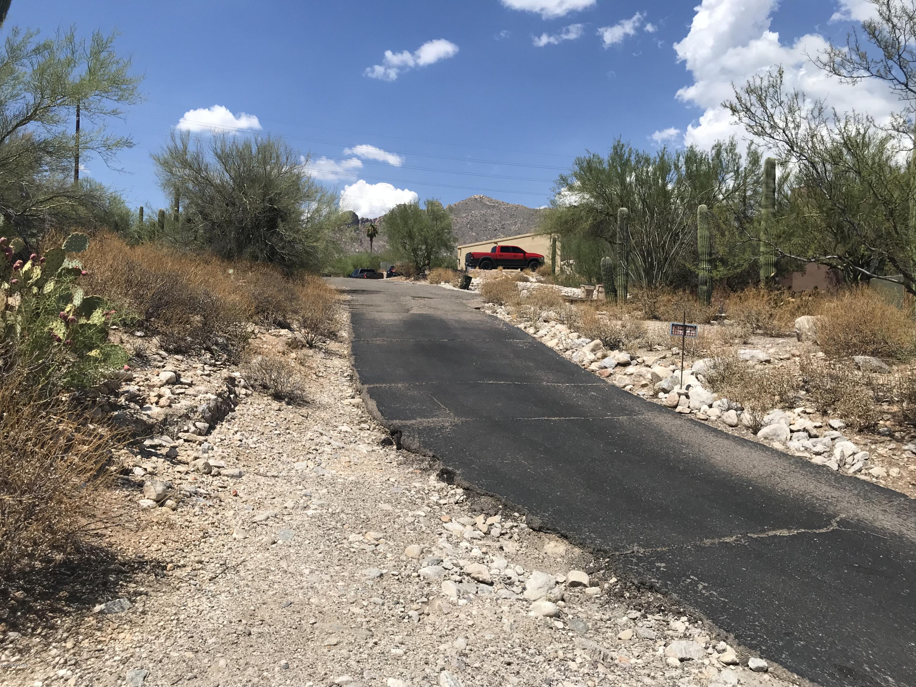 7125 N Thunderhead Drive