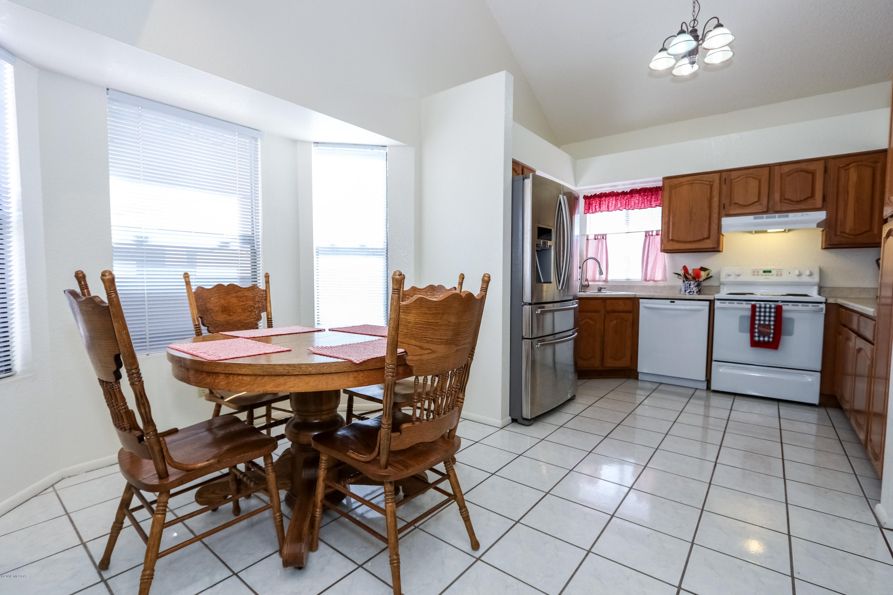 9690 N Donegal Place