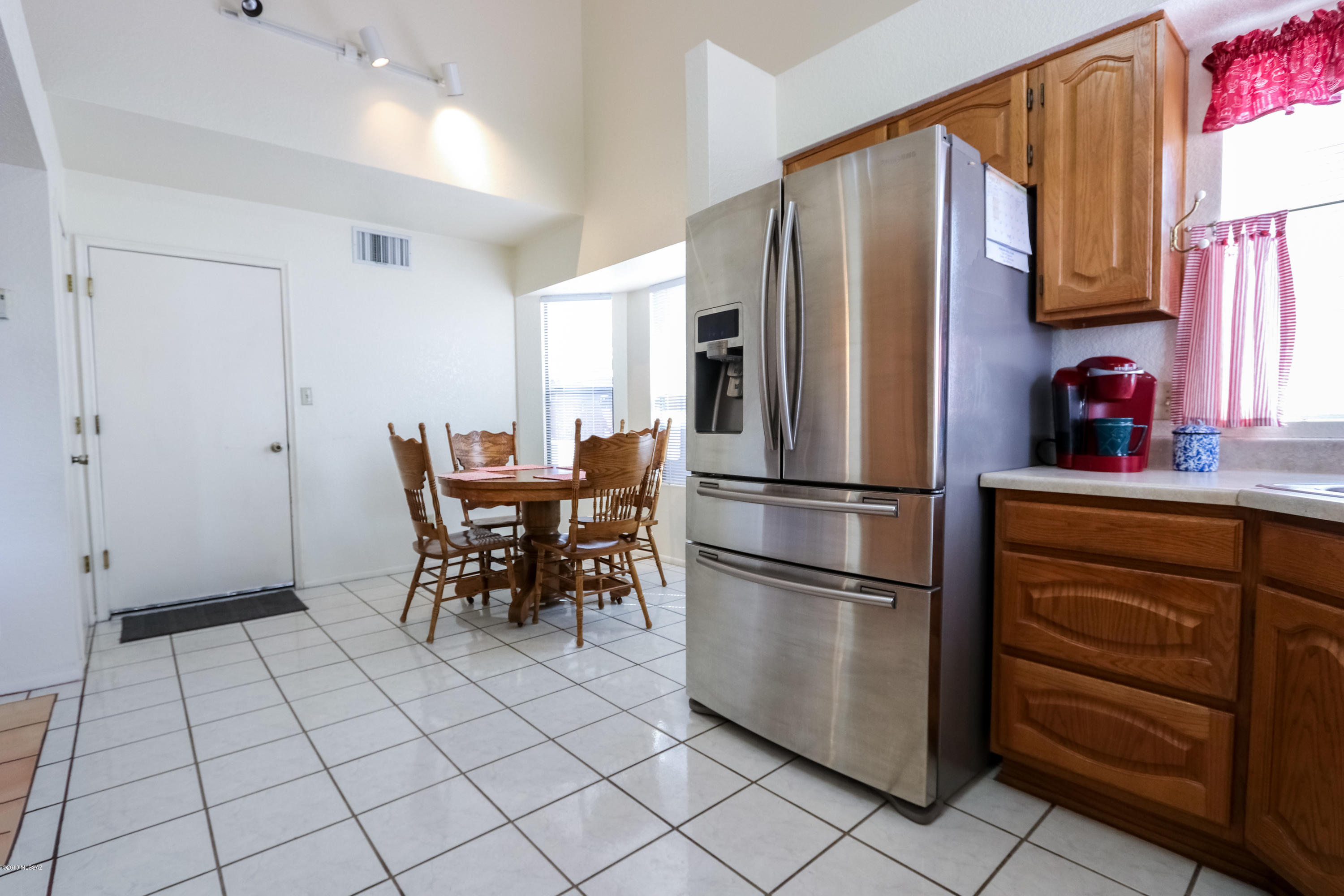 9690 N Donegal Place