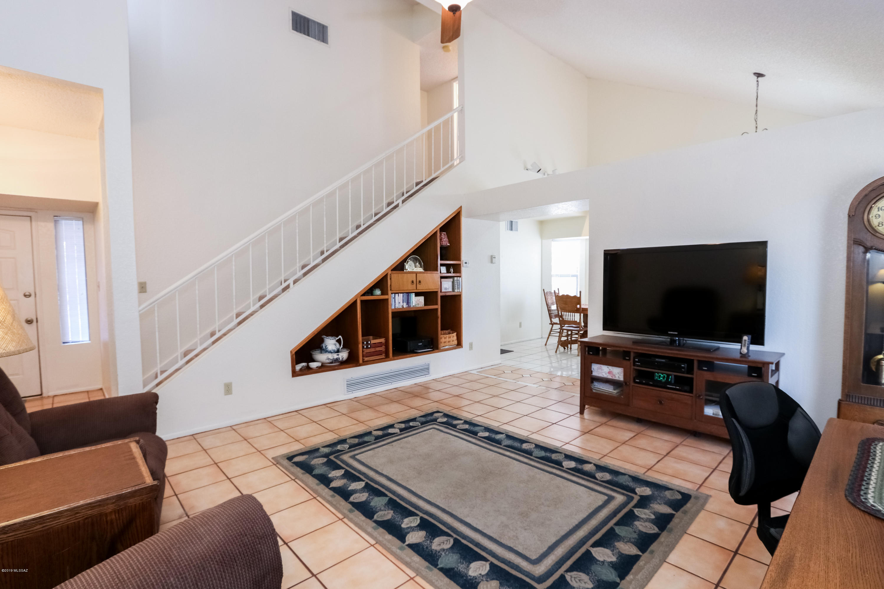 9690 N Donegal Place