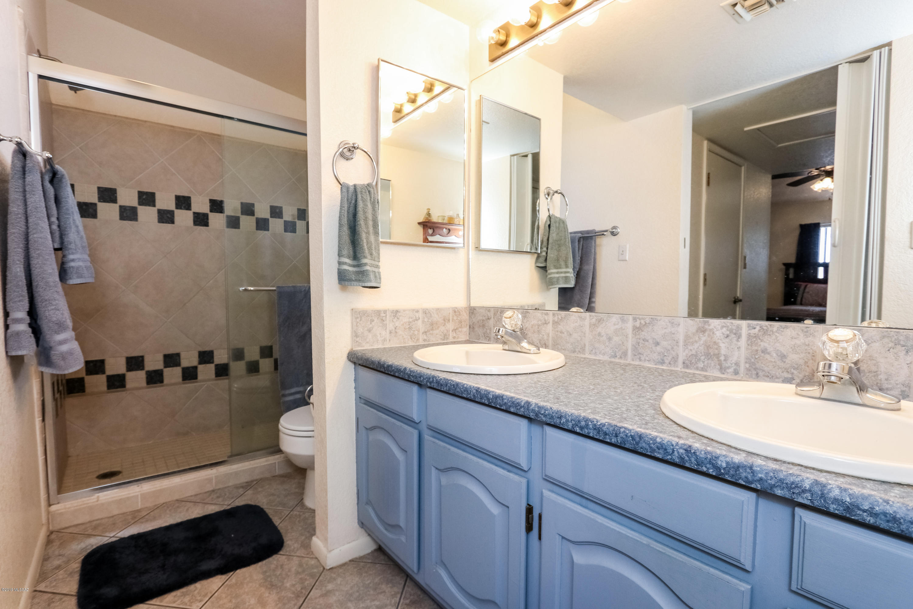 9690 N Donegal Place